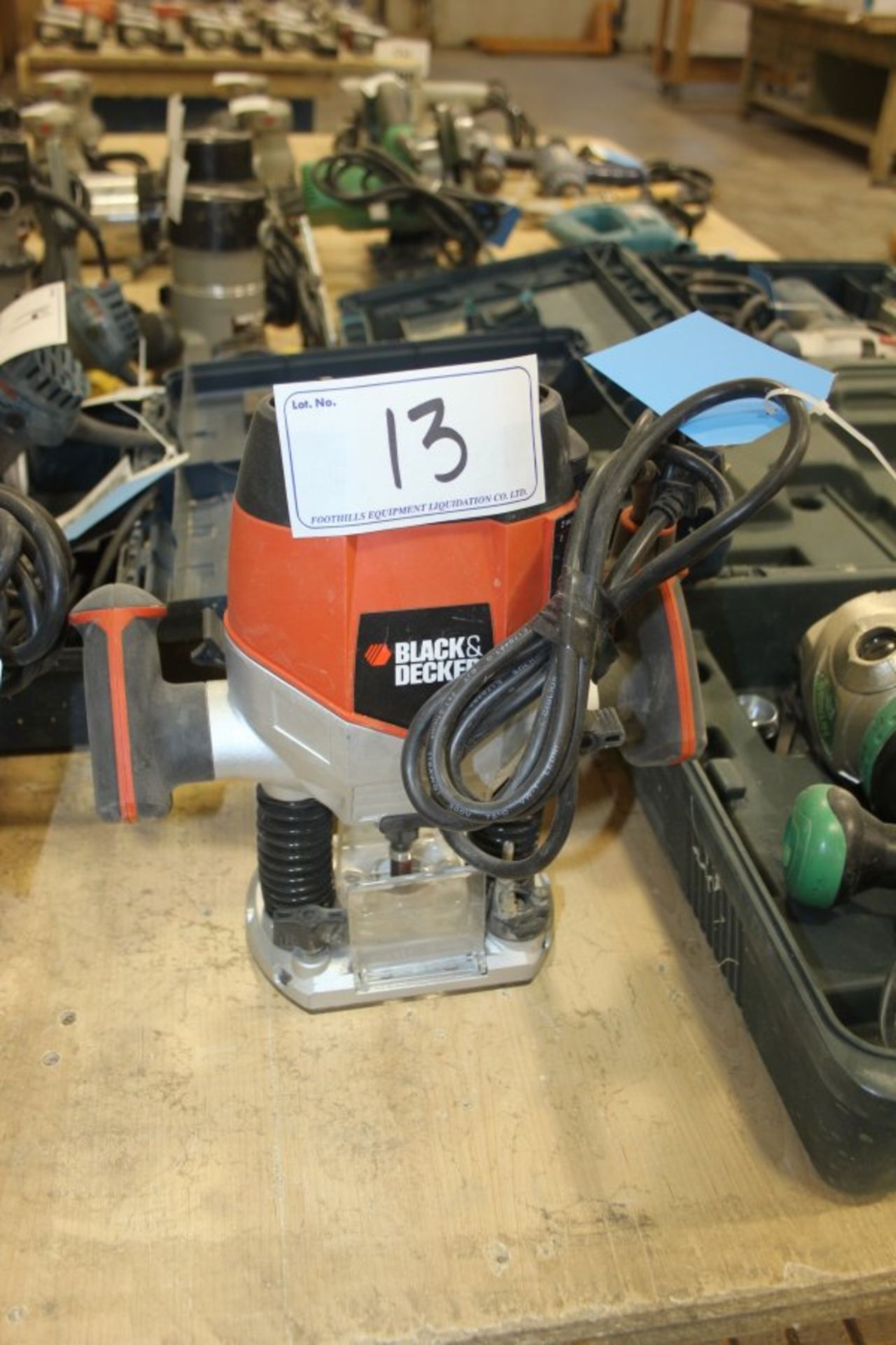 UNUSED BLACK & DECKER ROUTER