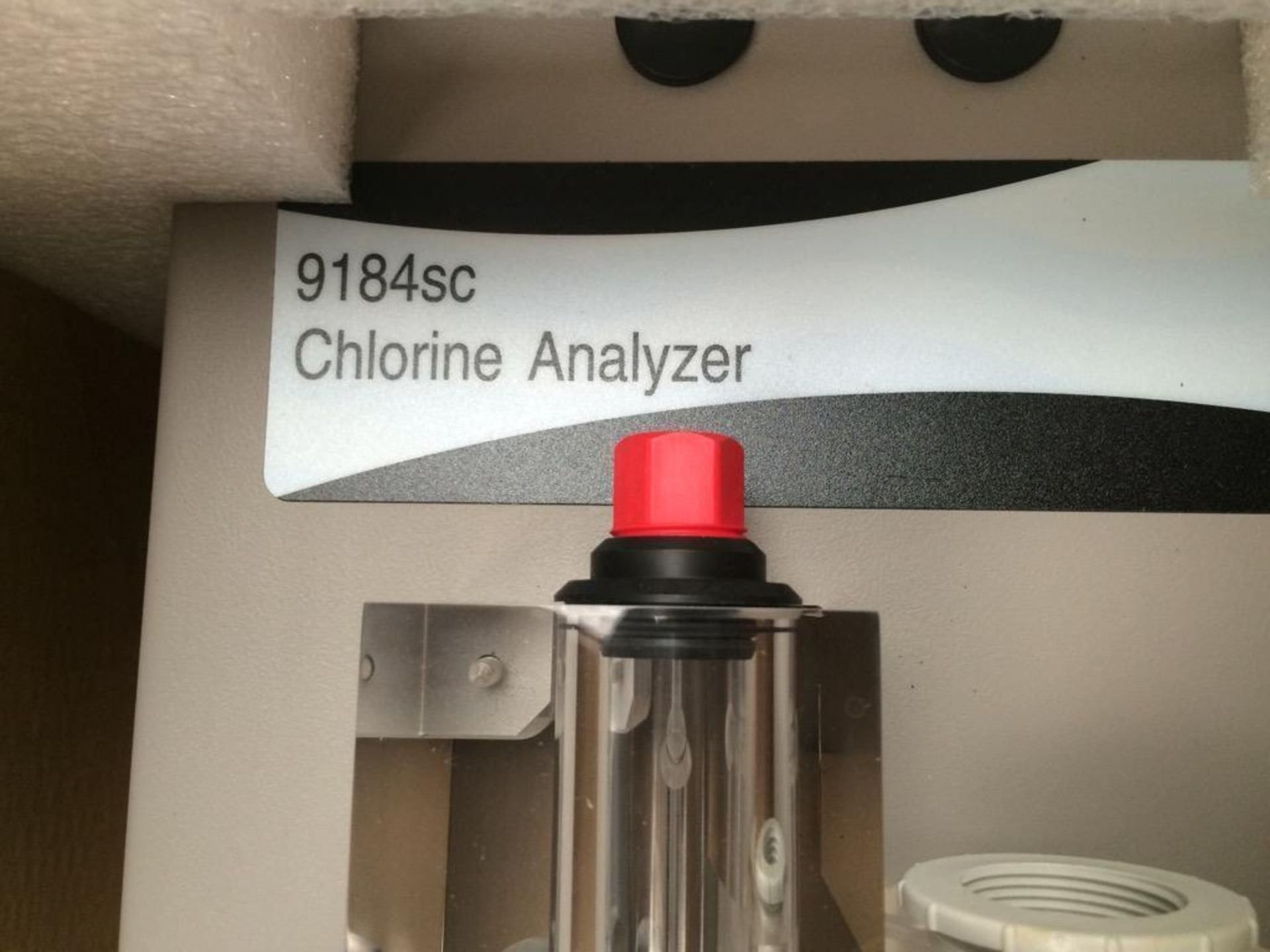 Unused in Original Box Hach 9184sc Chlorine Analyzer including accessories - Image 4 of 5