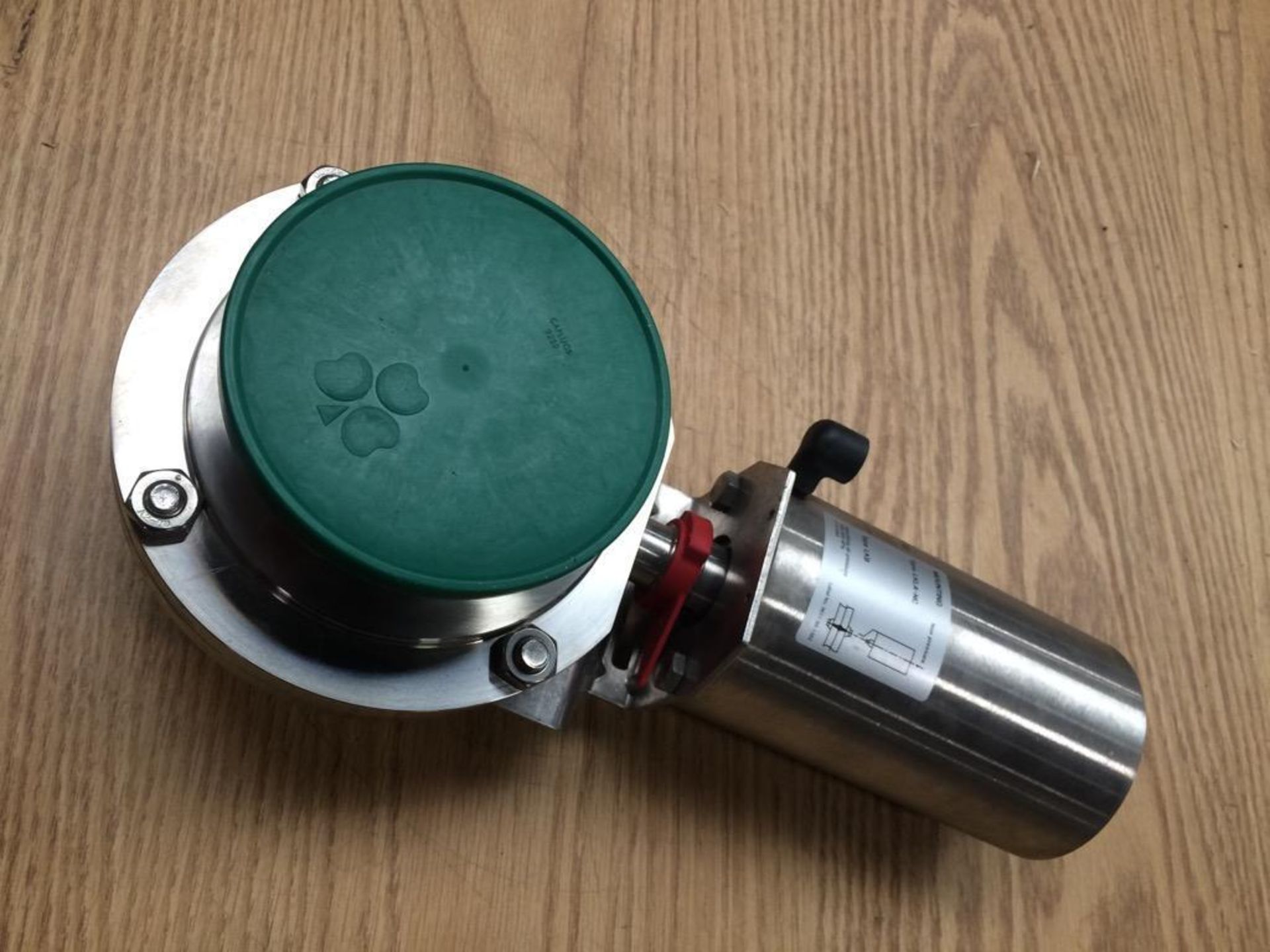 Unused TRI-CLOVER Air Actuator with Alfa Laval ISO101.6 316L CP Butterfly Valve. Tri-Clover Type: LK - Image 4 of 8