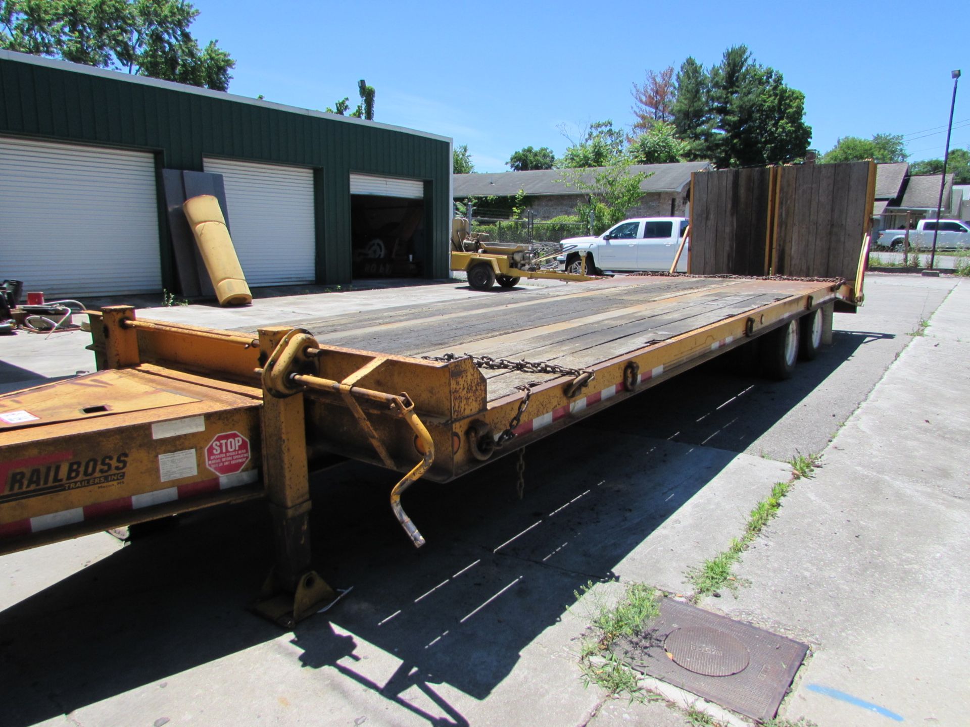 2002 Trail Boss 20-Ton Paver Trailer, Electric Brakes, Hydraulic Ramps, S/N 4S0DP302921000735 - Image 2 of 4