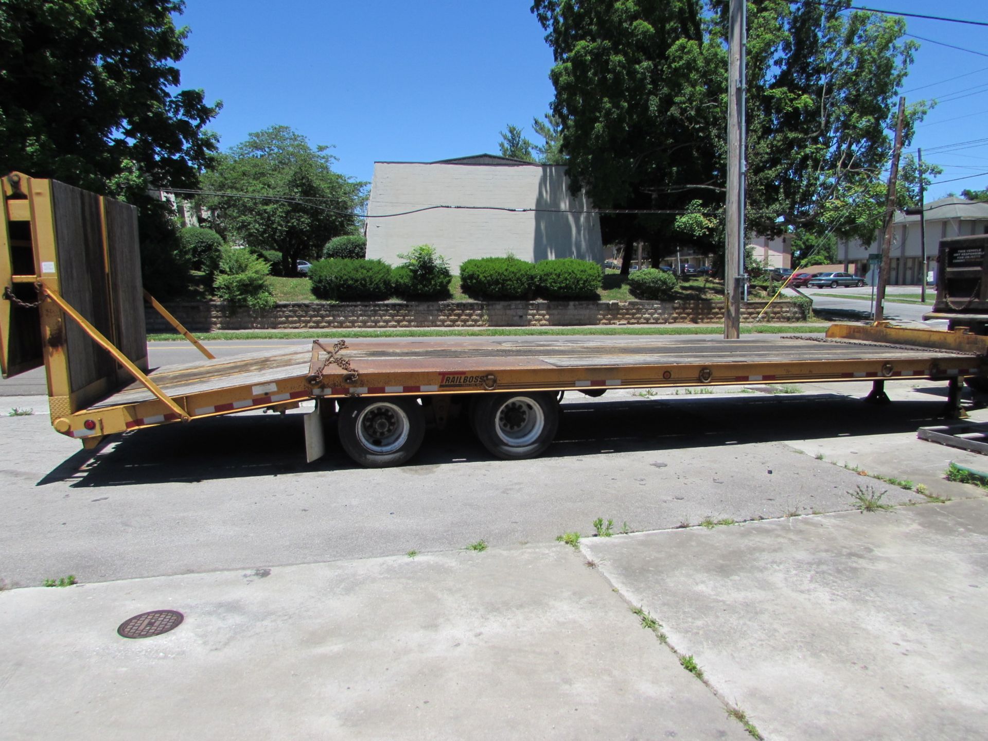 2002 Trail Boss 20-Ton Paver Trailer, Electric Brakes, Hydraulic Ramps, S/N 4S0DP302921000735 - Image 3 of 4