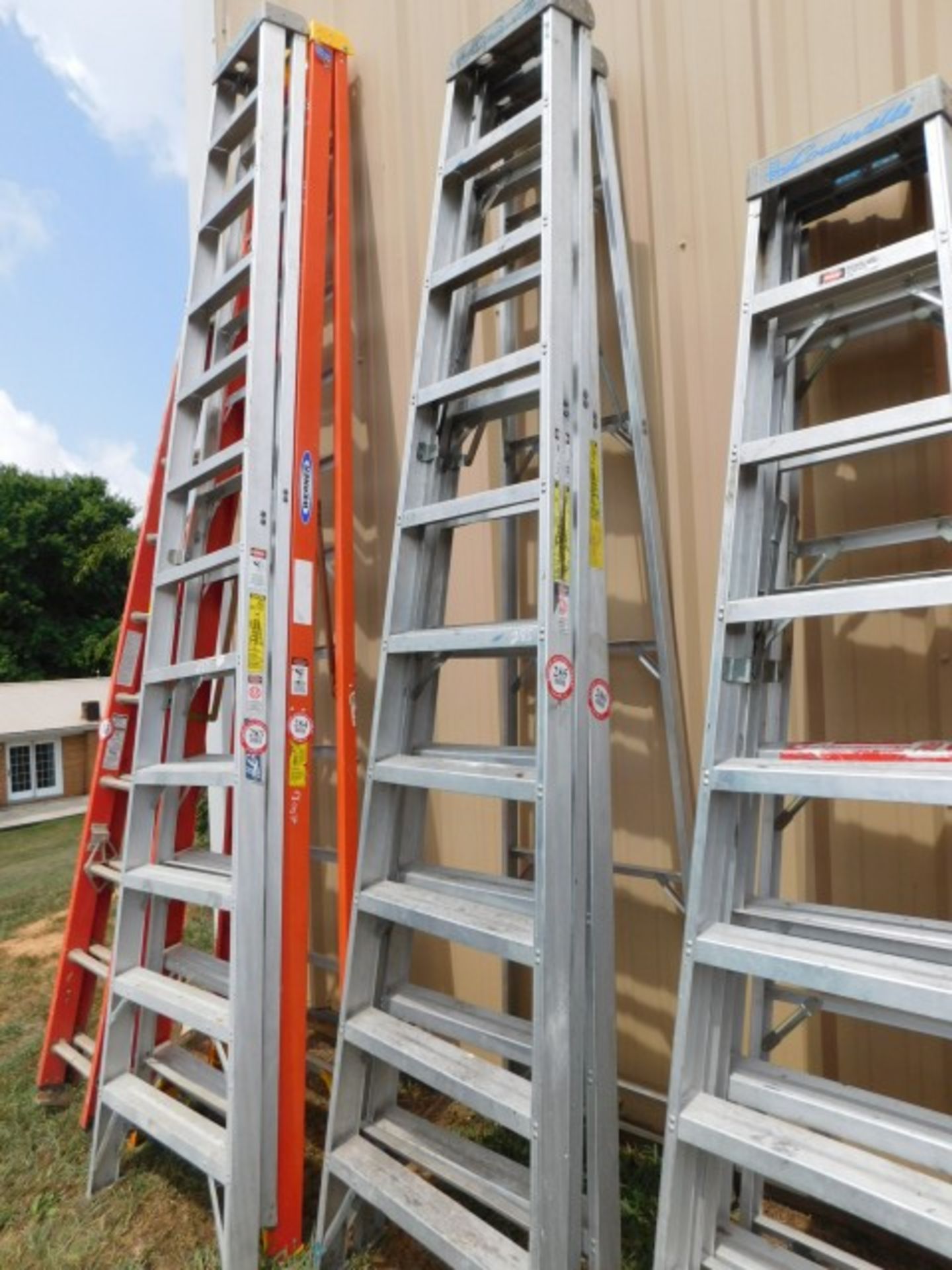 Louisville 10' Aluminum Step Ladder