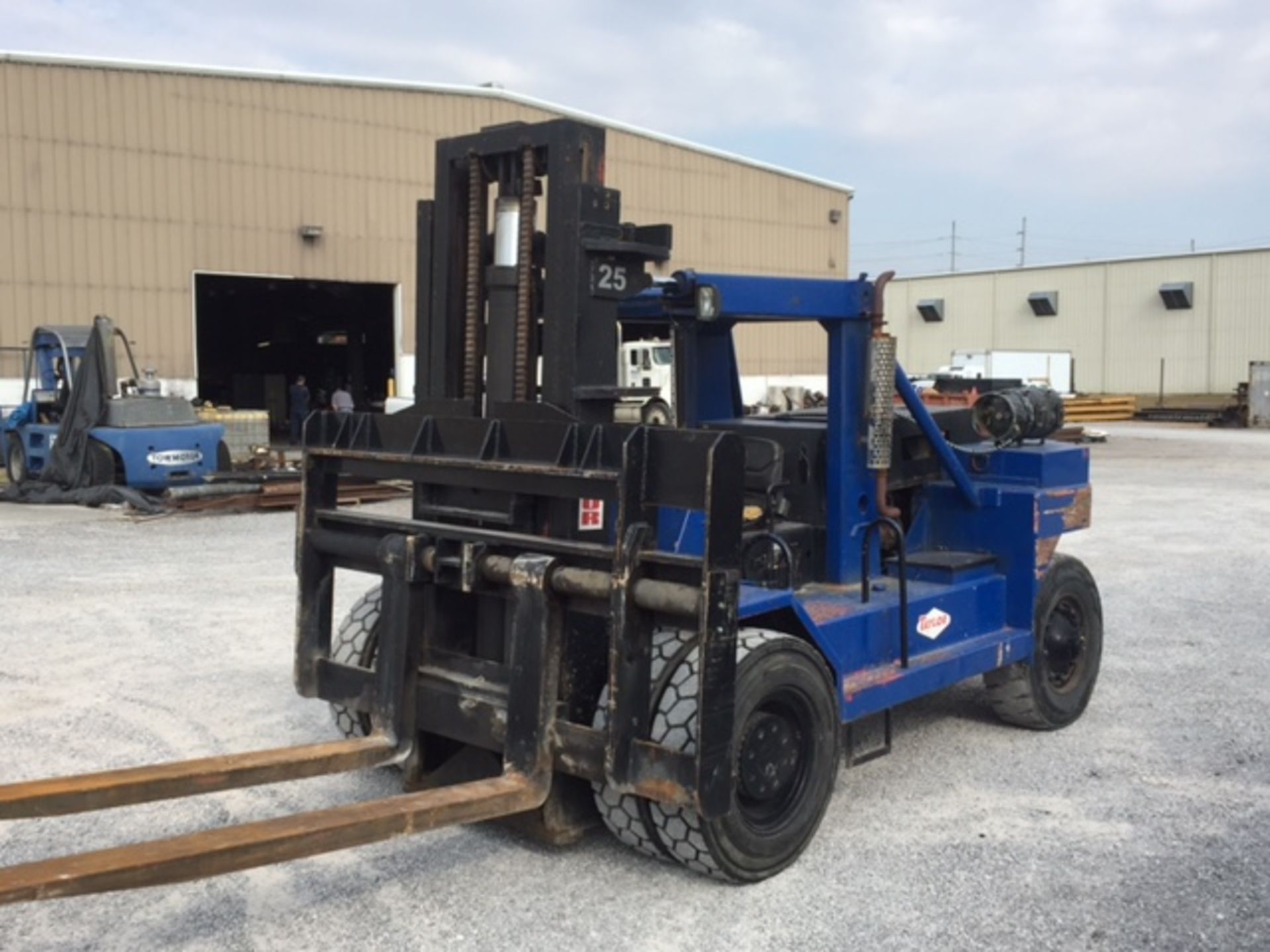 Taylor 40,000LB Forklift, LP Gas, 9' Lift, Cushion Tire, 351 Cleveland Ford Engine - Image 3 of 6