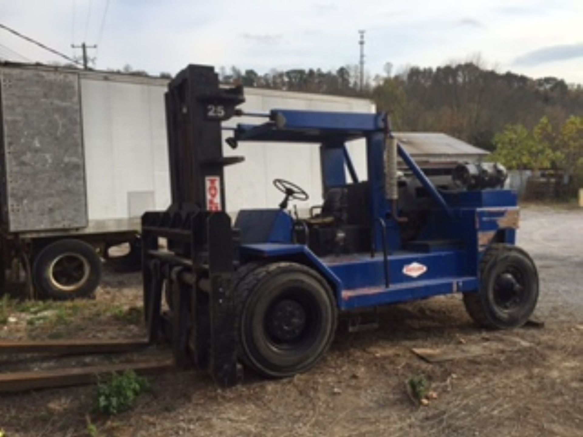 Taylor 40,000LB Forklift, LP Gas, 9' Lift, Cushion Tire, 351 Cleveland Ford Engine - Image 6 of 6