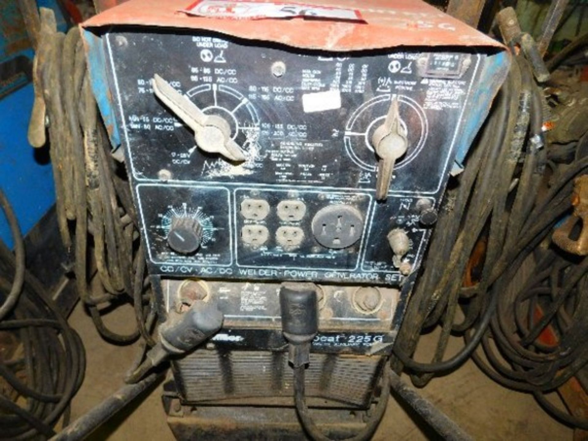 Miller Bobcat 225G, 225 AMP -8,000 Watt Generator/Welder, W/Gas Engine - Image 3 of 3