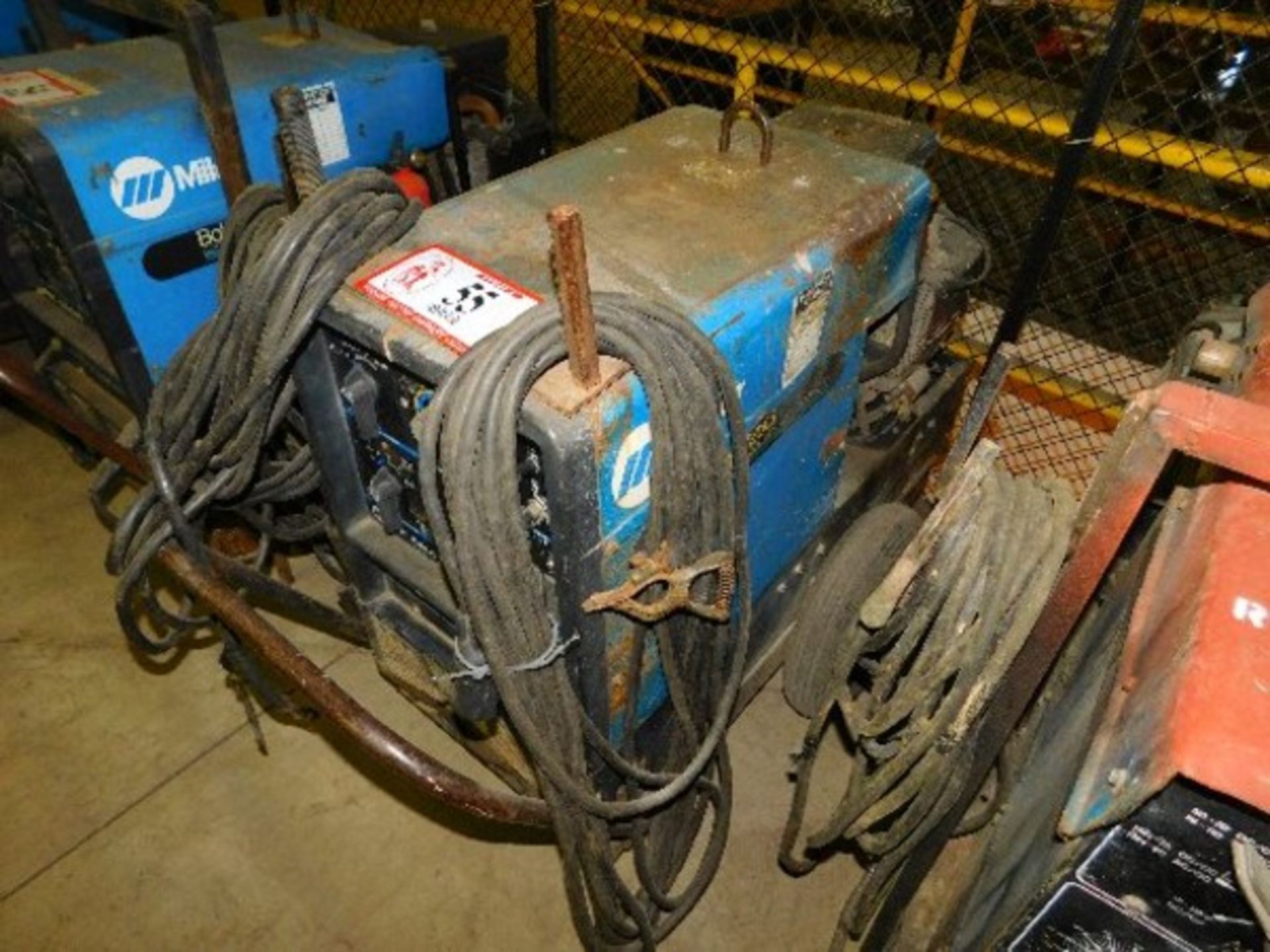 Miller Bobcat 225G, 225 AMP -8,000 Watt Generator/Welder, W/Gas Engine - Bild 2 aus 3