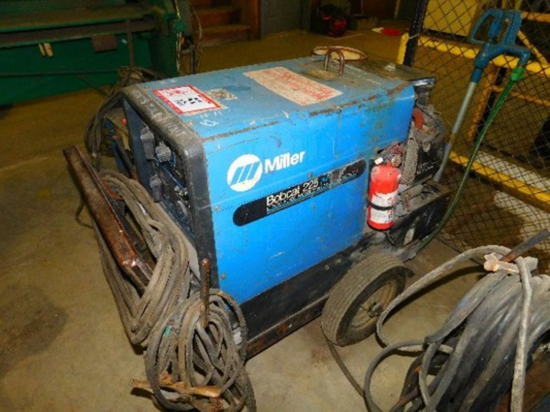 Miller Bobcat 225+ AC/DC, Welder-8,000 Watt Generator, W/LP Gas Conversion Kit - Image 2 of 2