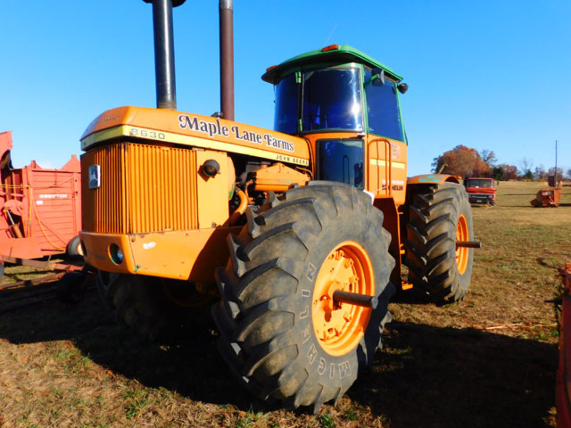 John Deere 8630 Articulated Tractor, Cab/Heat/Air,3-remotes, quick attach, (engine locked)