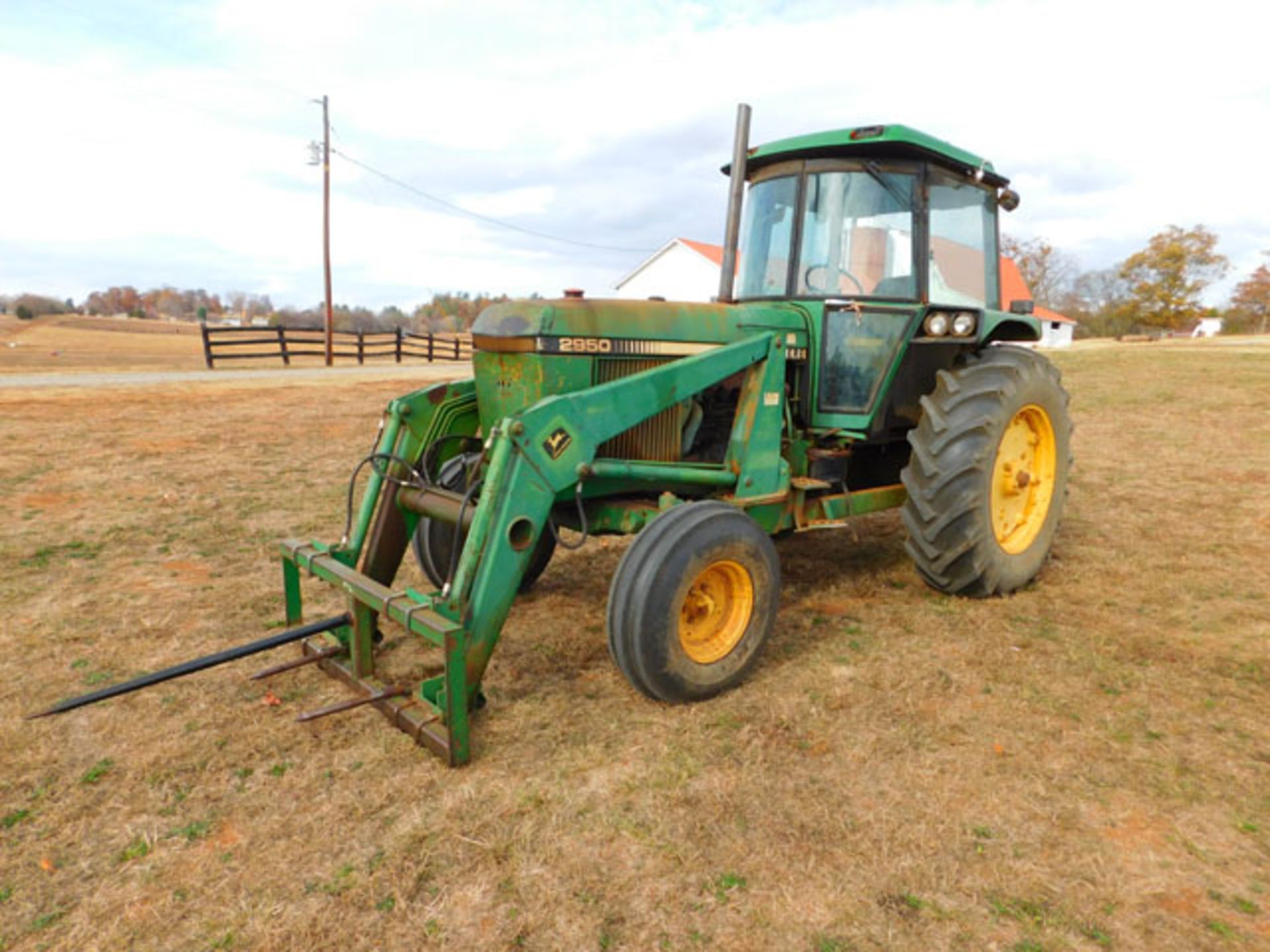 John Deere 2950 Tractor 2WD, Cab Kit, 2-remotes, PTO, w/ front end loader, 1,770 hrs.