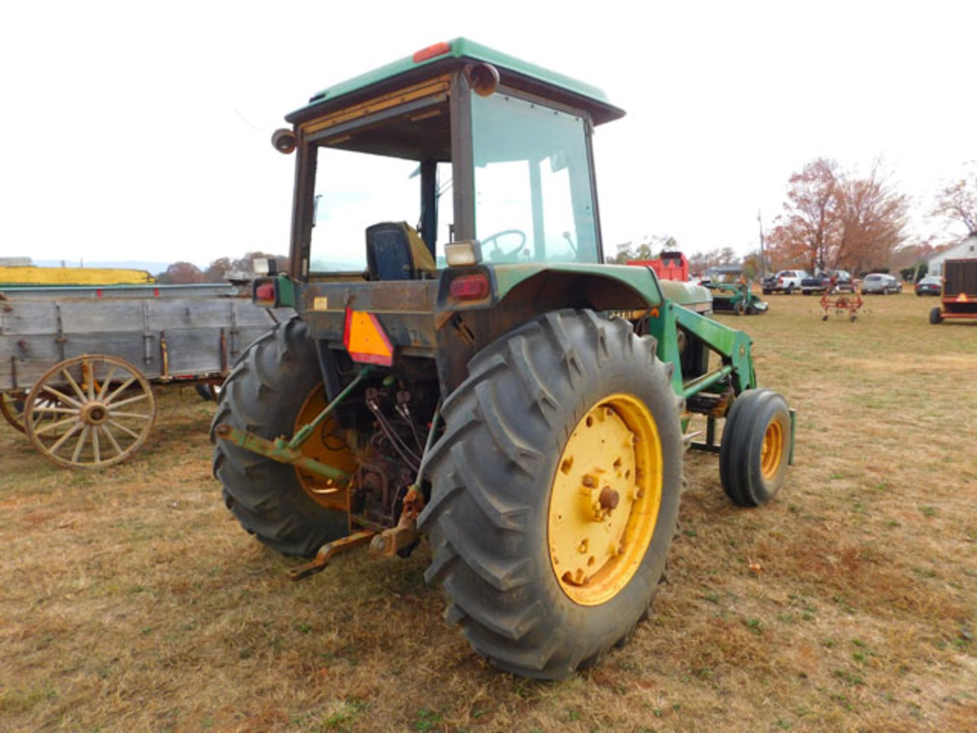 John Deere 2950 Tractor 2WD, Cab Kit, 2-remotes, PTO, w/ front end loader, 1,770 hrs. - Image 3 of 4