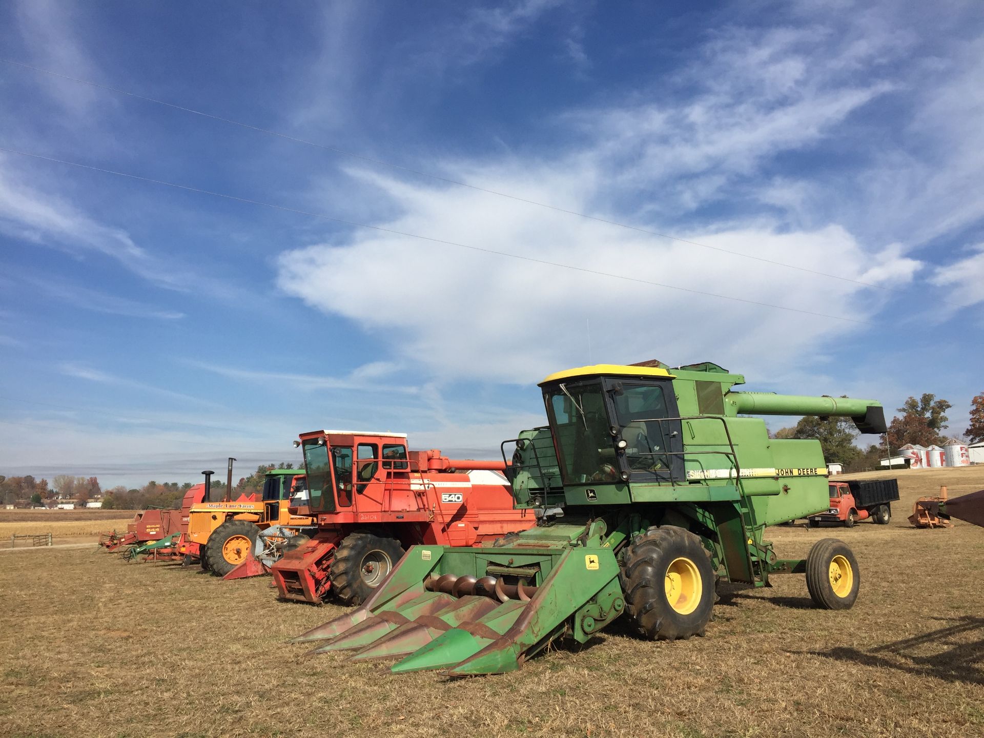 John Deere 6620 Combine w/4-row corn head "Sidehill" s/n 600579 - Image 3 of 6