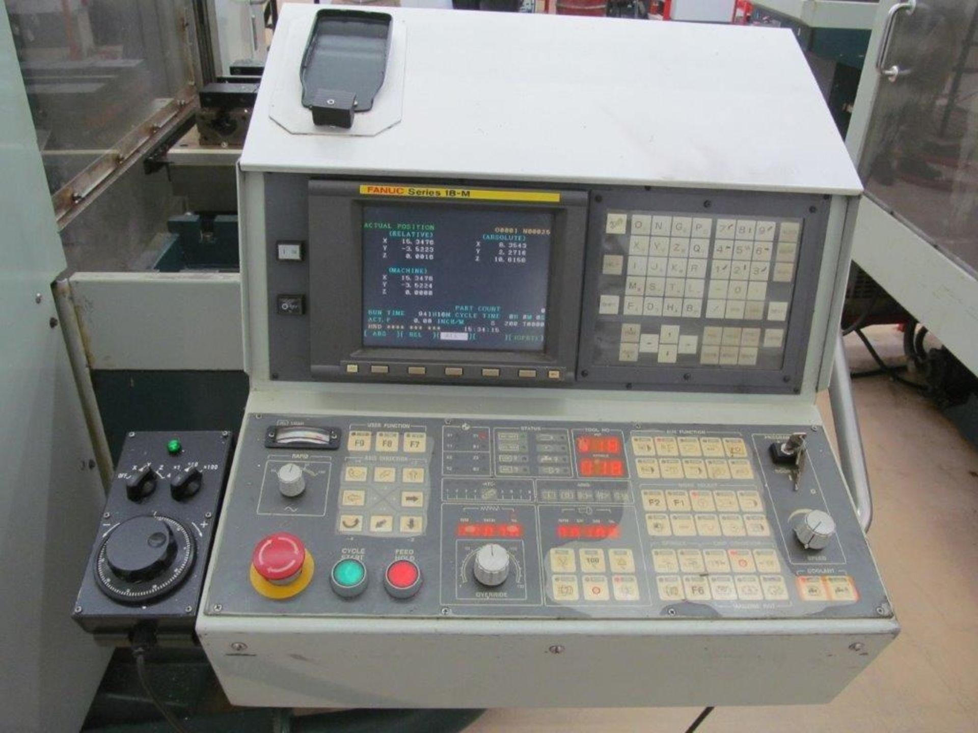 FEELER FV-800 APC FANUC 18M CNC CONTROL - Image 6 of 11