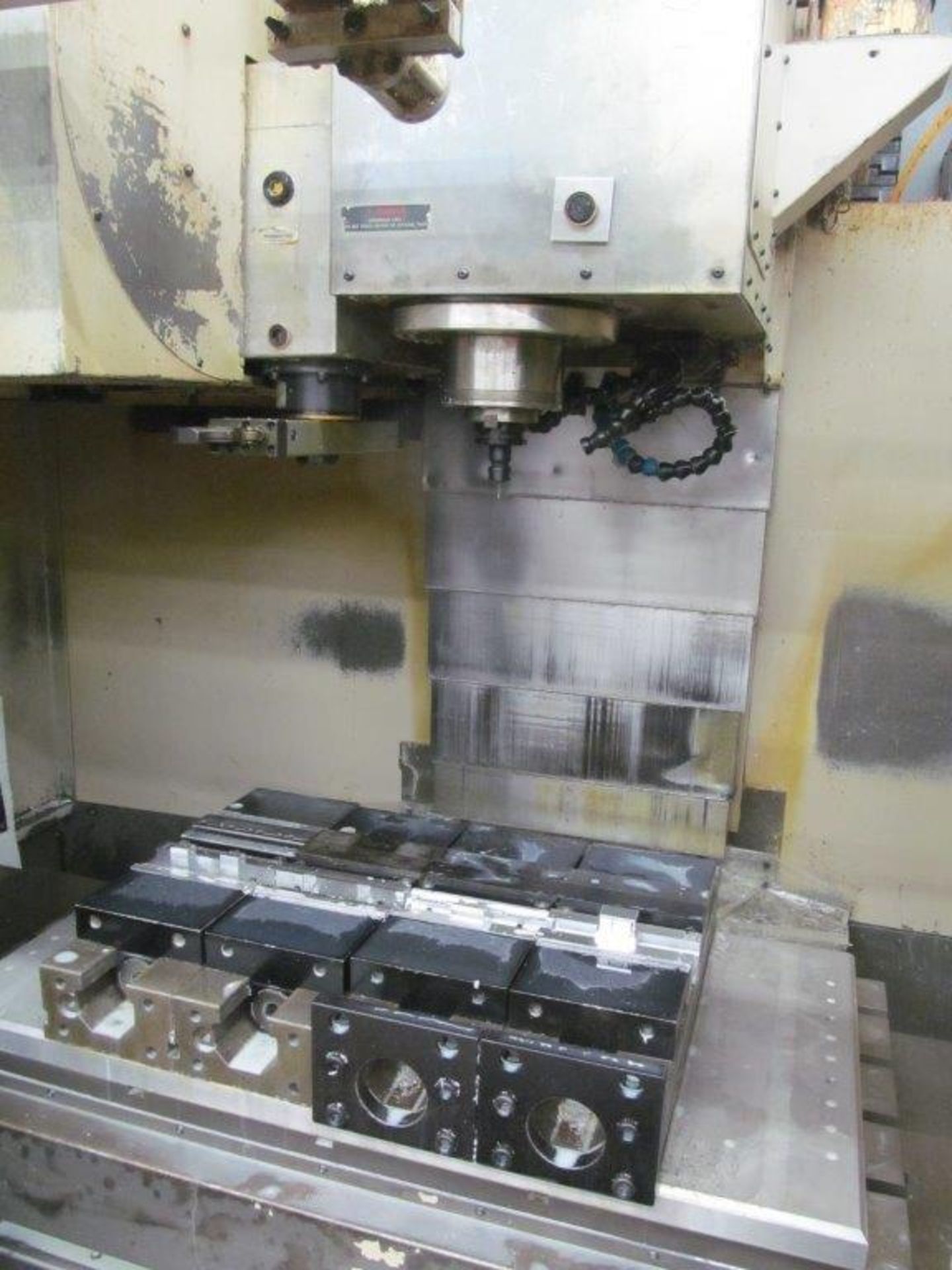 HARDINGE CONQUEST VMC 700 (MFG. IN USA) FANUC 18M CNC CONTROL - Image 7 of 9