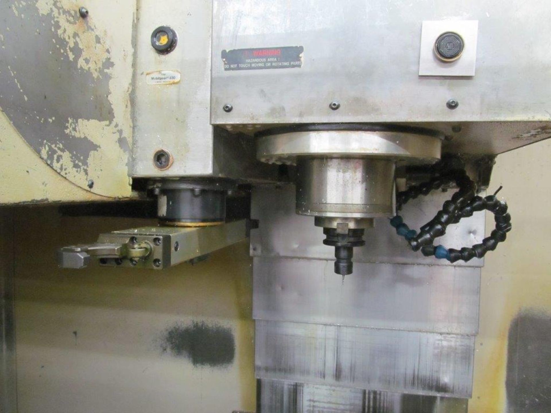 HARDINGE CONQUEST VMC 700 (MFG. IN USA) FANUC 18M CNC CONTROL - Image 8 of 9