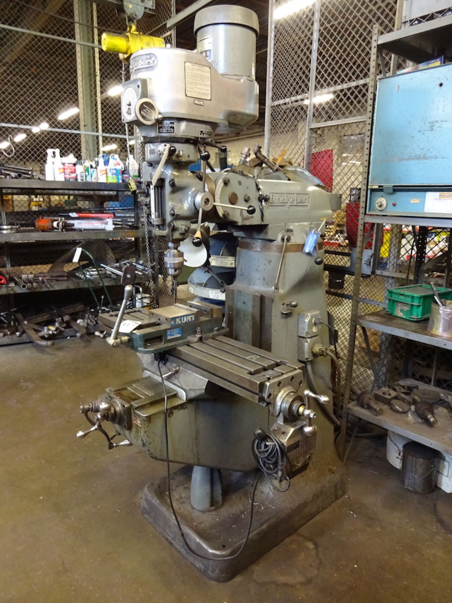 BRIDGEPORT 1-1/2" HP VARIABLE SPEED TURRET TYPE VERTICAL MILLING MACHINE: S/N 12/BR-113354; 9" X 42" - Image 4 of 4