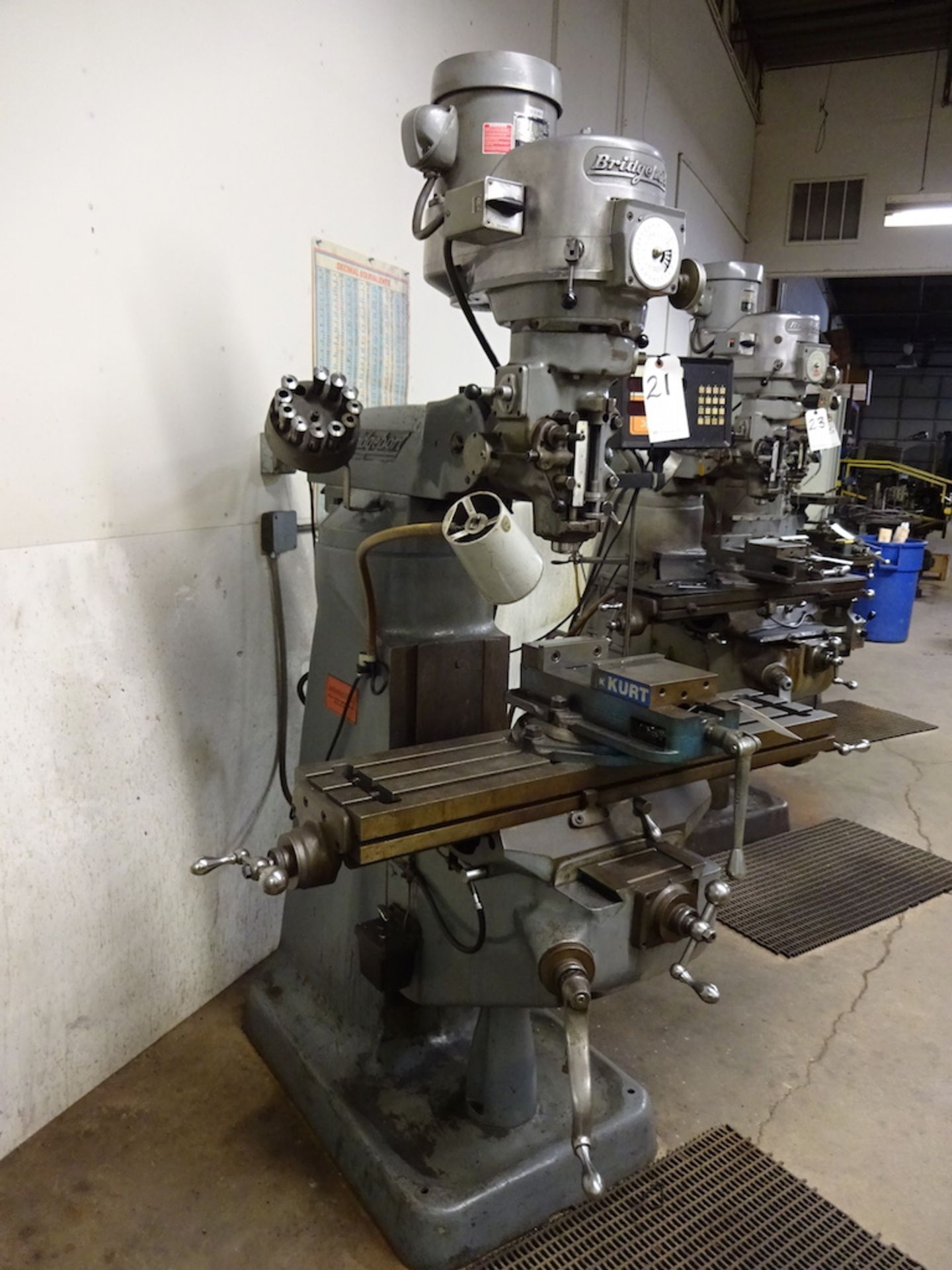 BRIDGEPORT 1-1/2 HP VARIABLE SPEED KNEE TYPE MILLING MACHINE: S/N 12/BR177842; W/9" X 42" Table;