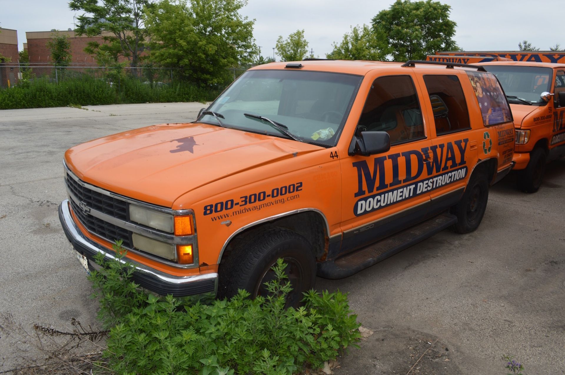 1997 CHEVROLET TAHOE SUV: VIN NO. 1GNEK13ROVJ384998; 161,039 Miles; Automatic Transmission