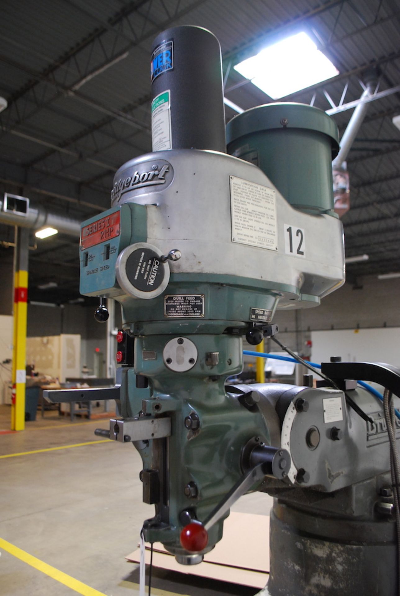 BRIDGEPORT 2 HP SERIES I KNEE TYPE VERTICAL MILLING MACHINE: S/N 12/BR186295; W/Kurt Power Lock - Image 7 of 8