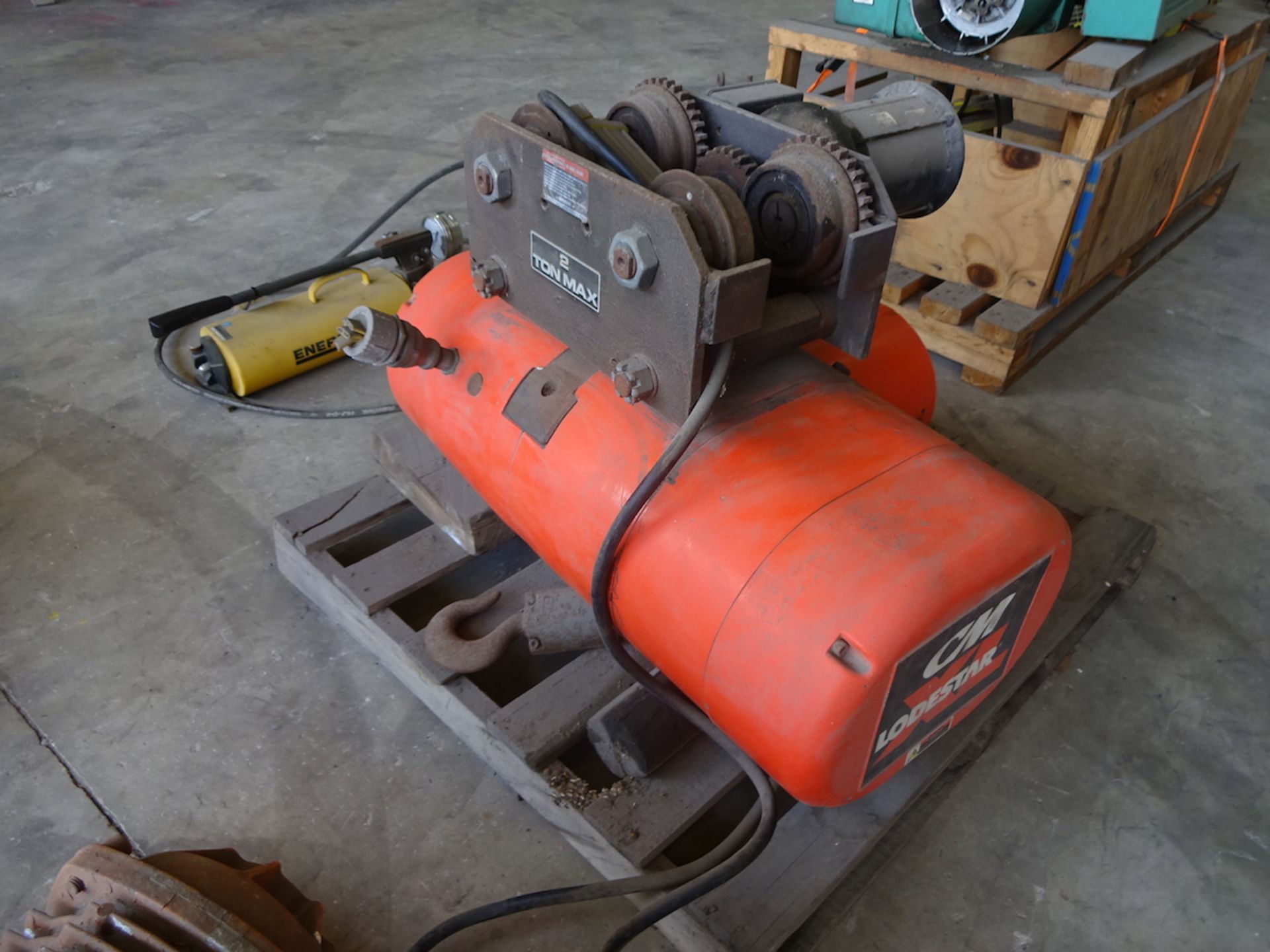 SHAW-BOX MODEL 72L05026S151 WIRE ROPE HOIST (PARTS) - Image 2 of 2