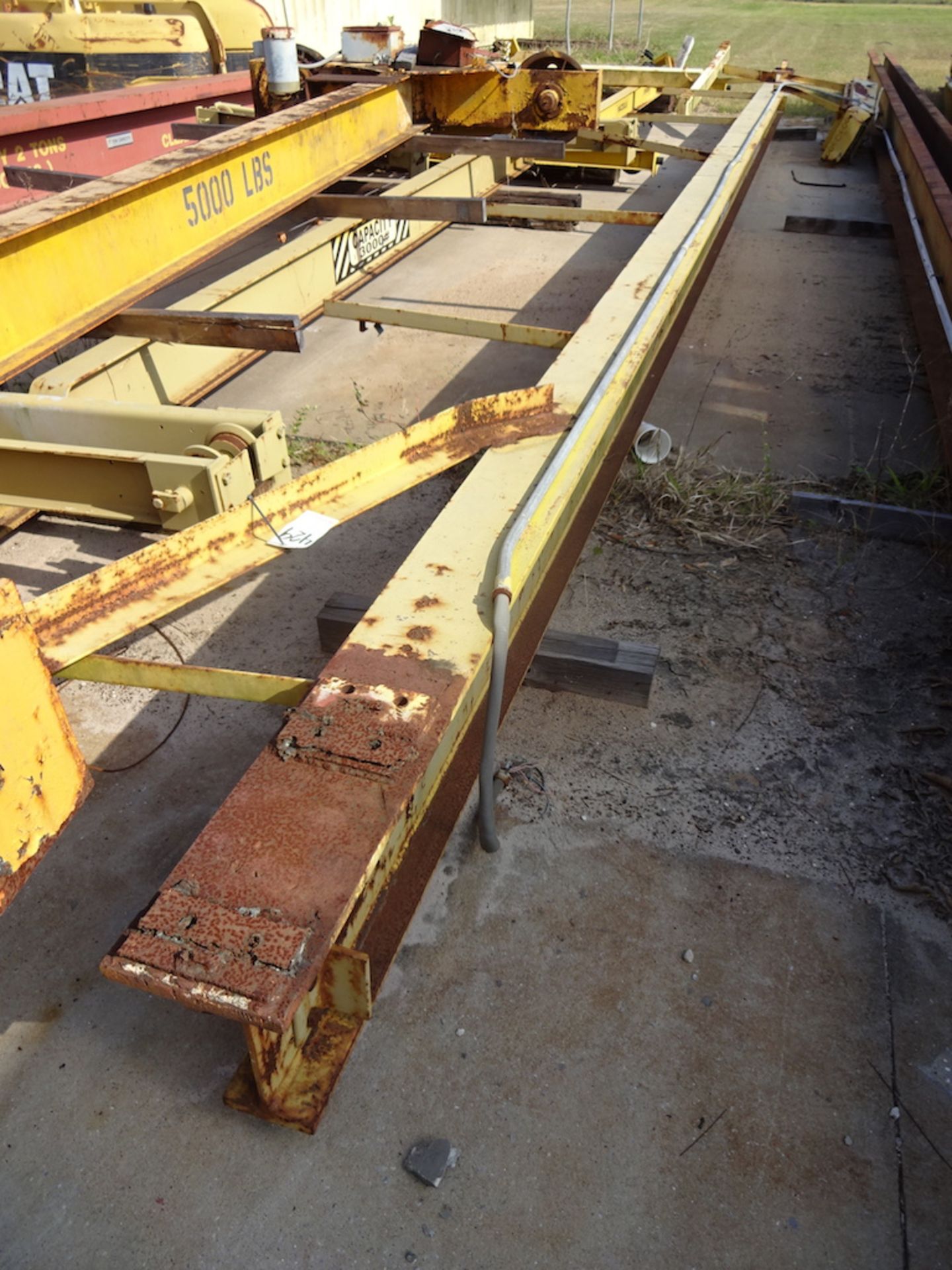 De SHAZO 2-TON OVERHEAD BRIDGE CRANE: S/N 3769 (NEW 1986); 230V; 3-Phase; 60 Hz; (No End Trucks)