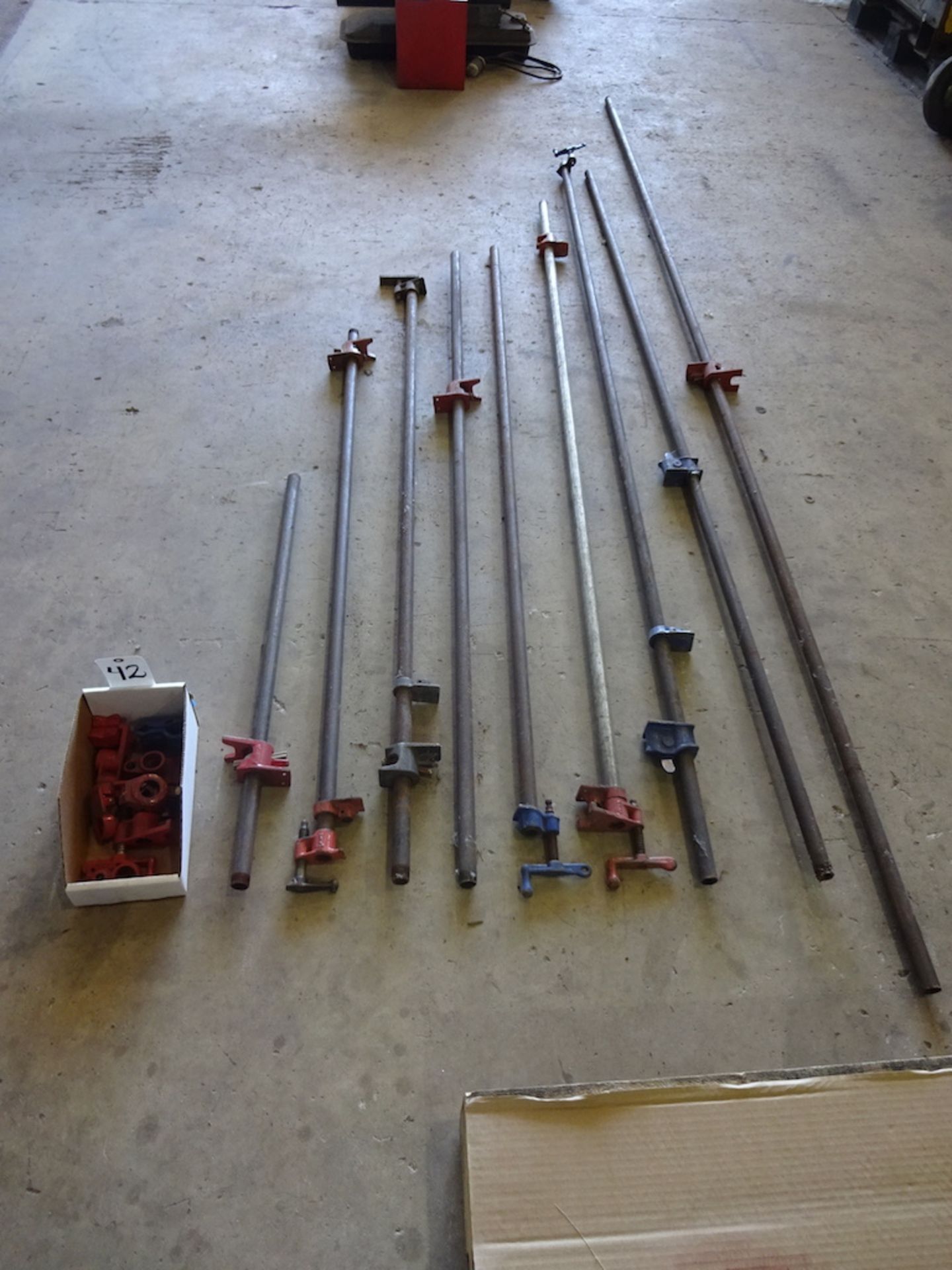 LOT: ASSORTED PIPE CLAMPS