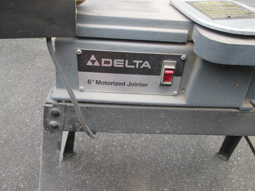 Delta 6 in. Motorized Jointer, 3/8 in 