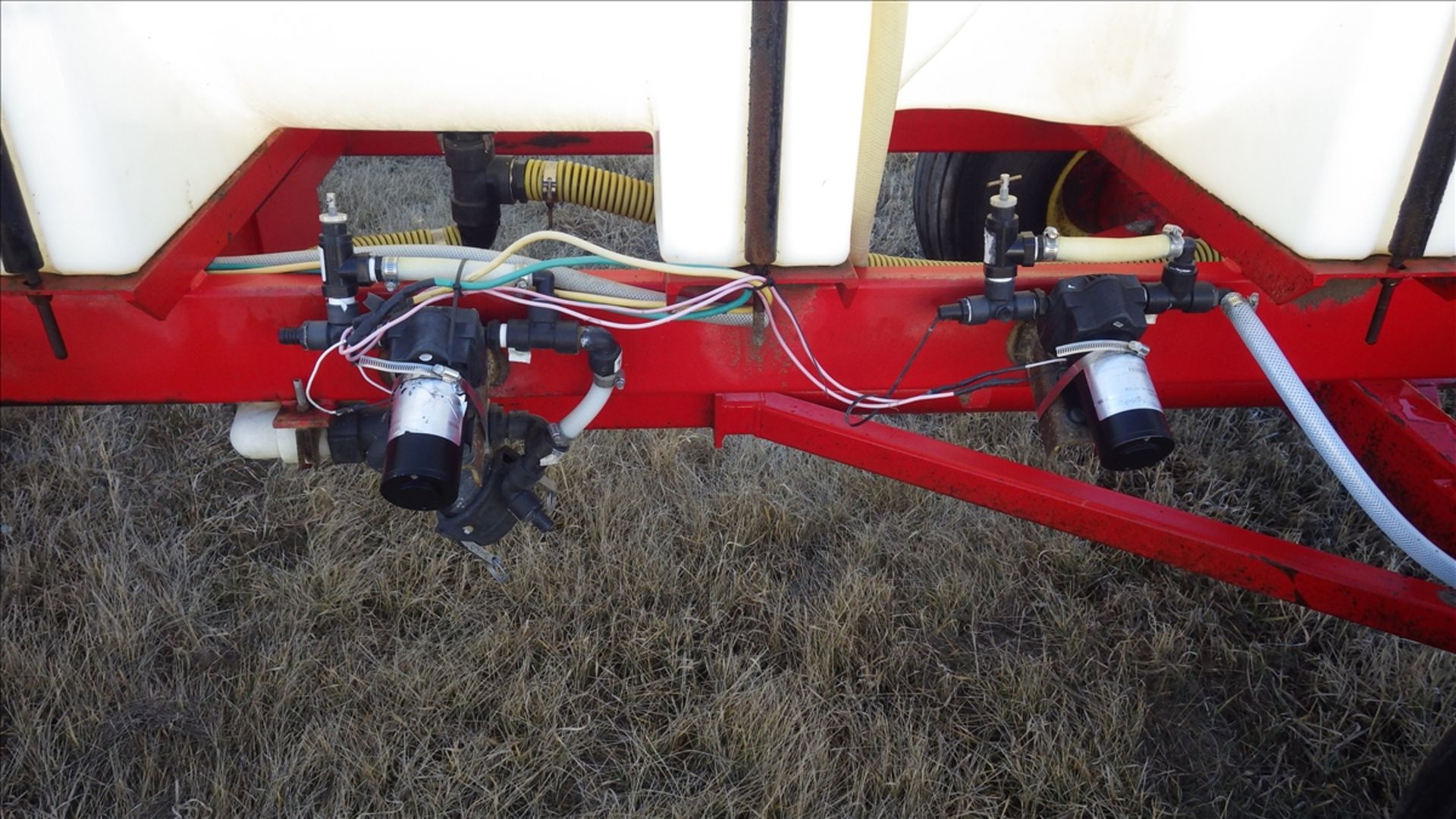 Liquid fertilizer cart with approx 1000 imp Gal tank 6.5 HP gas water pump, electric control valves, - Image 3 of 7