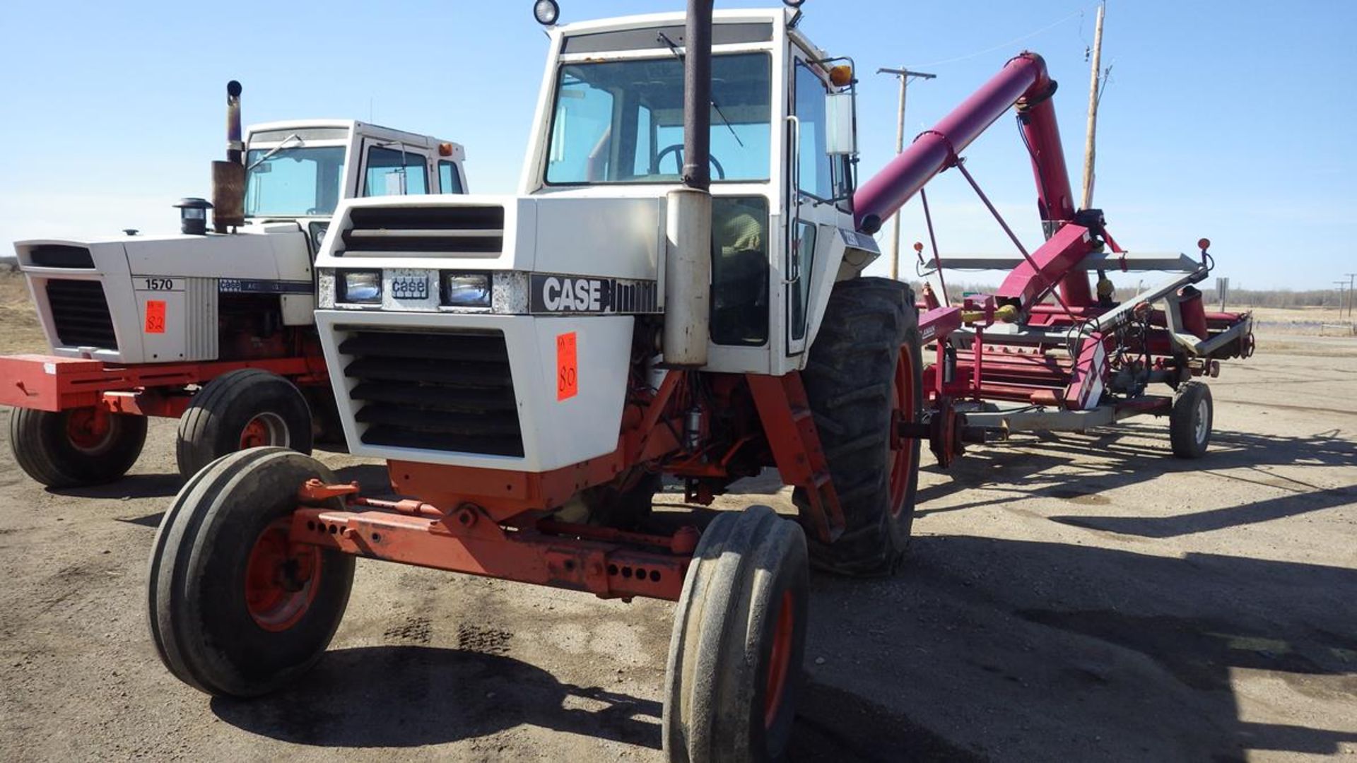 Case 2290 2 WD with single wheels tractor Vin# 12054253 showing 7086 Hrs, power shift, dual