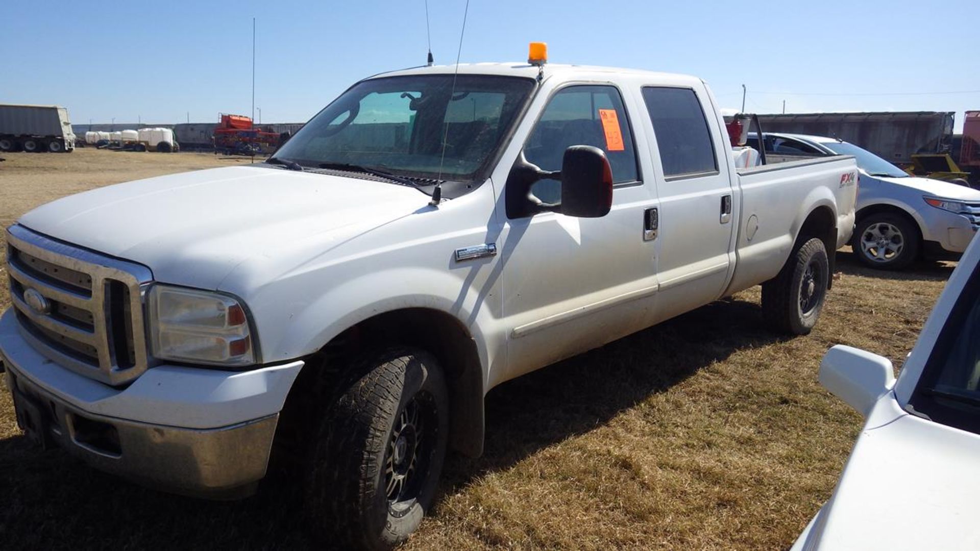 2006 Ford F350 FX4 Crew Cab 4 x 4 5.4L V8 Auto showing 263,337 Kms Vin# 1FTWW31516ED49829 263,337