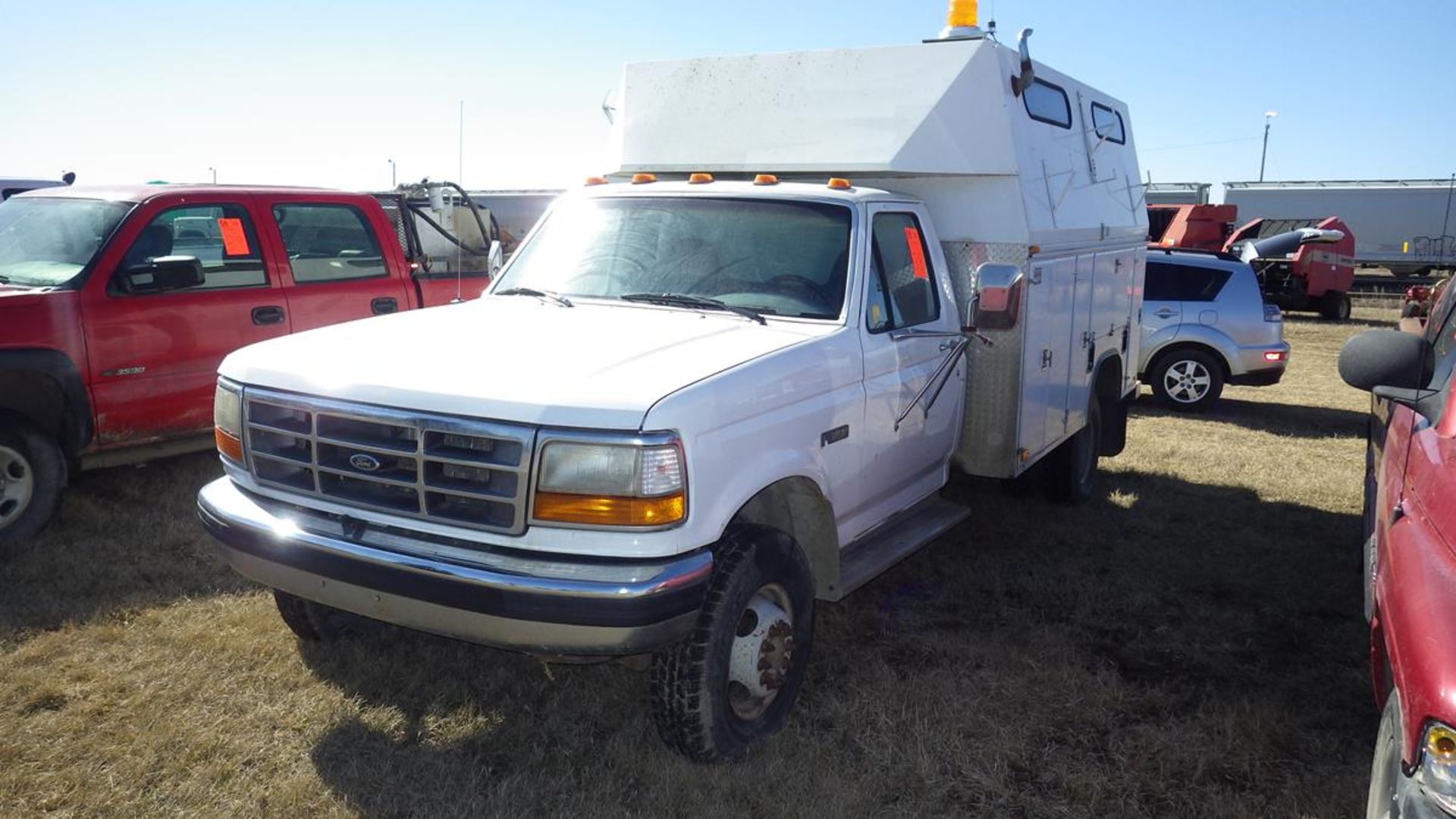 Service Truck...1995 Ford F350 regular cab auto RWD dually with air, tilt, cruise, dual fuel