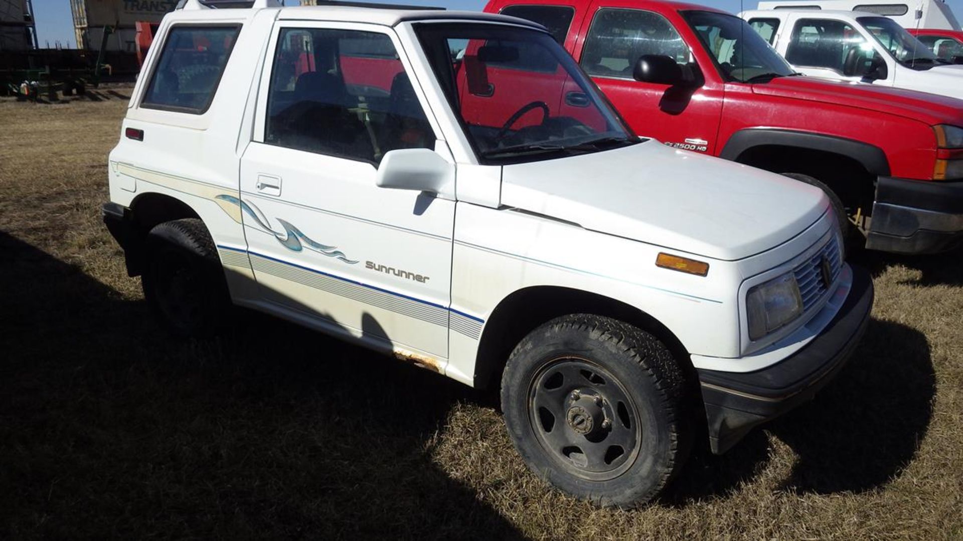 1995 Pontiac Sunrunner 4 x 4 with 4 spd manual tranny, 191,465 KMS, Vin# 2CGBJ1868S6929399 removable - Image 5 of 16