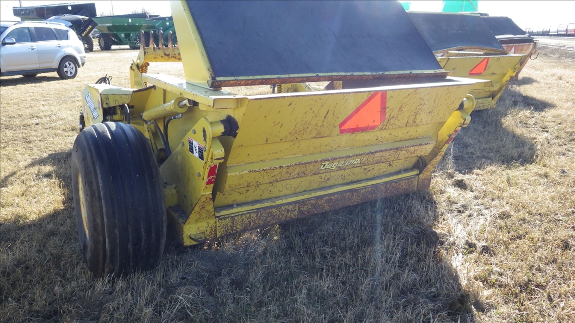 Degelman Siognature 805 Rock picker approx 6' width, hydraulic, tires Goodyear 16.5L - 16.1SL - Image 6 of 9