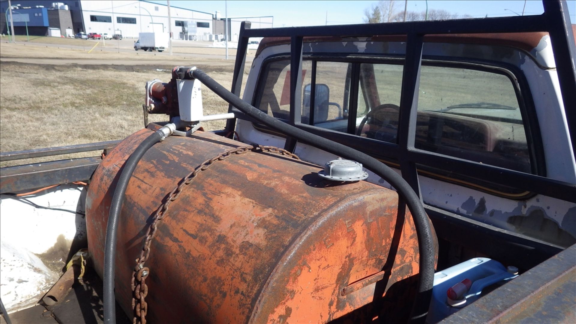 1990 Power Ram 2500 4 x 4 Cummins Diesel with shows 286,727 Kms. Vin# 1B7KM2686LS741686, 8510 lbs - Image 6 of 16