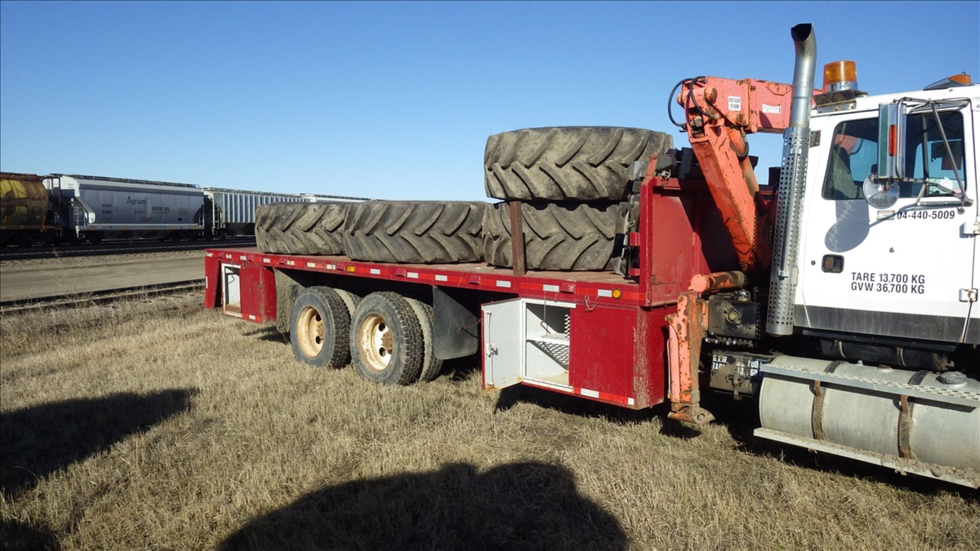 1995 International L9000 Diesel Picker truck 342,351 kms Vin# 1FDZU90W4TVA05516 Eaton Fuller 18 - Image 12 of 23