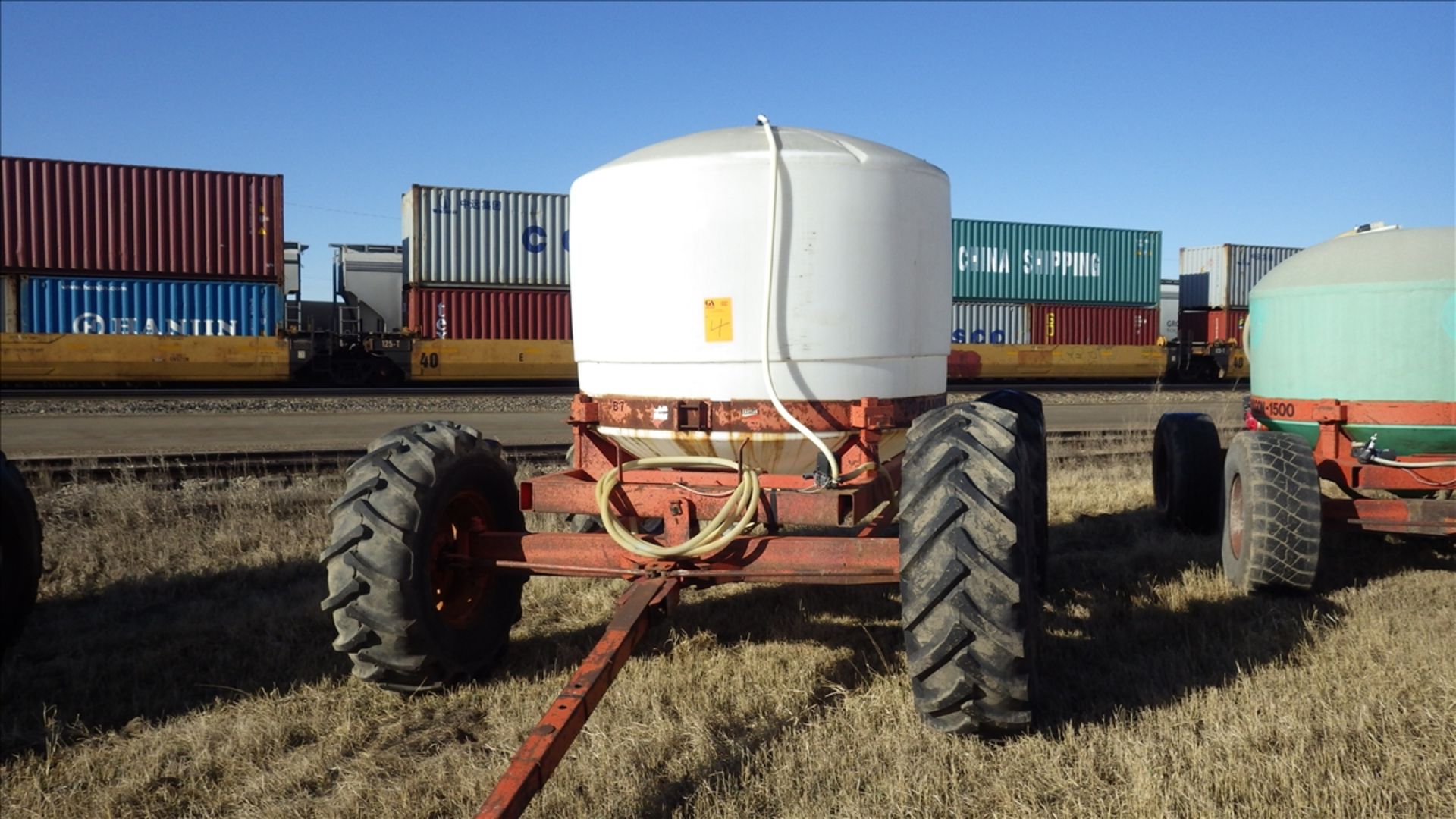 Bandwagon 1500 Liquid fertilizer cart with approx 1250 imp Gal tank 5.5 HP Honda GX 160 gas water