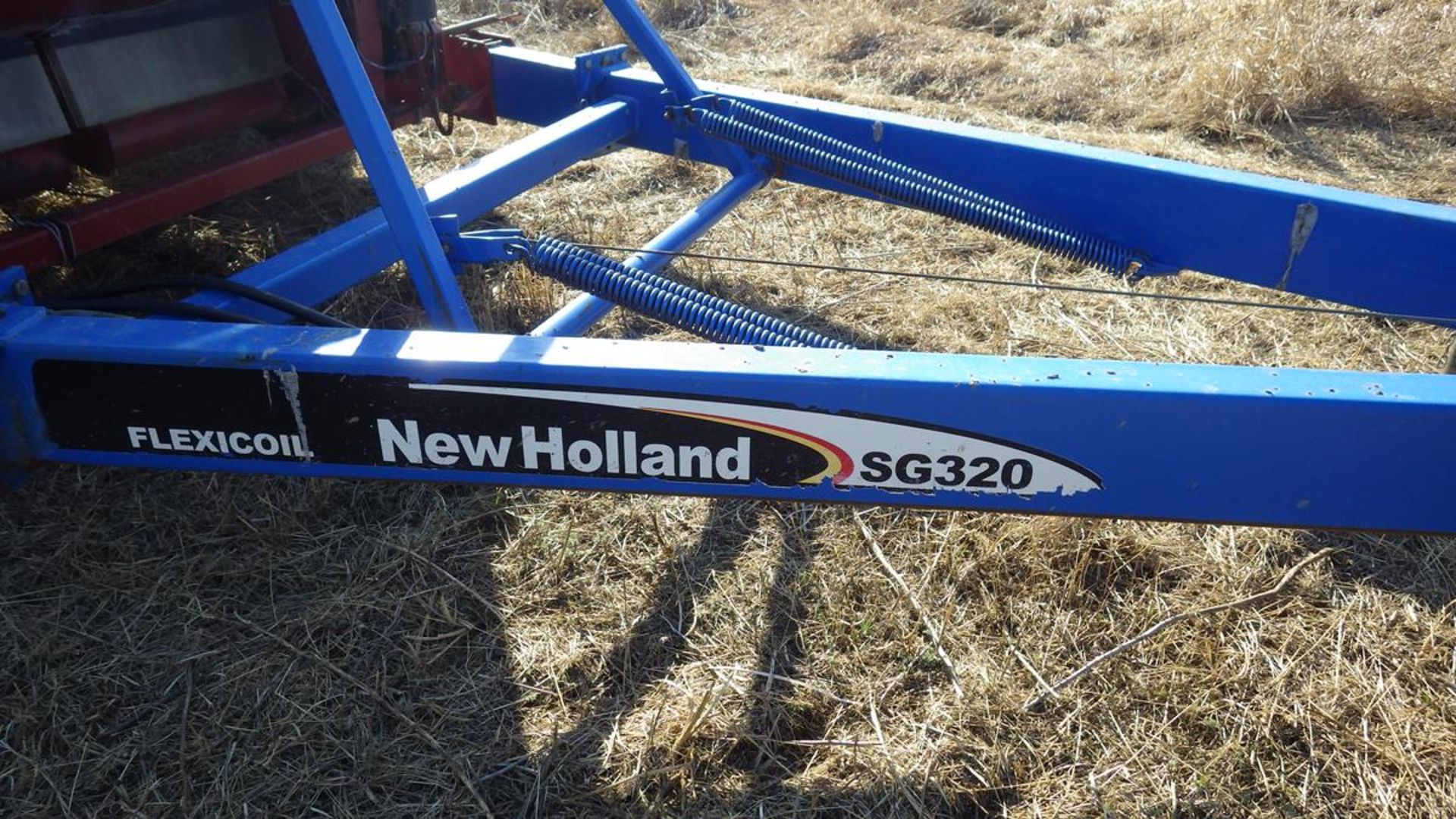 Monitor Included! New Holland SG320 Heavy harrows Vin# PNL019050 approx 84' with Valmar 3255 - Image 2 of 8