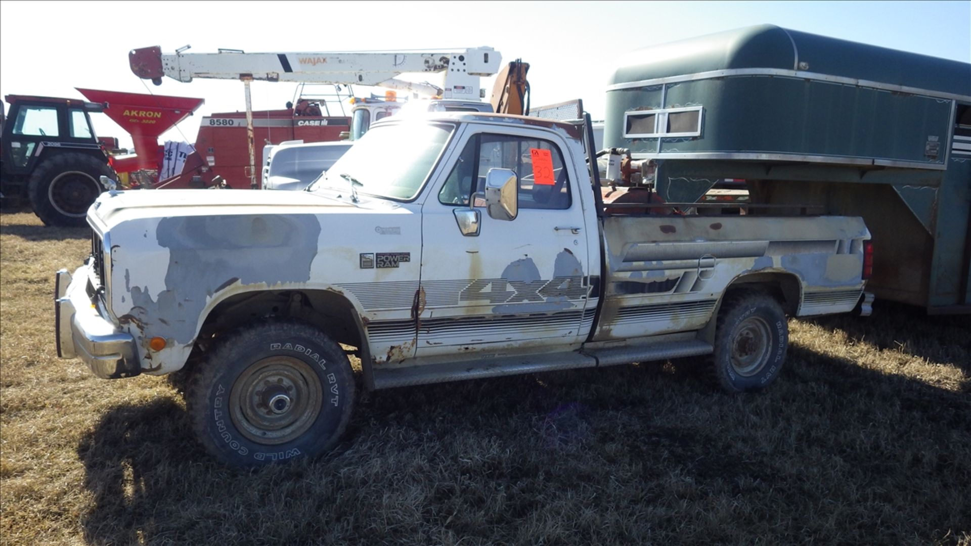 1990 Power Ram 2500 4 x 4 Cummins Diesel with shows 286,727 Kms. Vin# 1B7KM2686LS741686, 8510 lbs - Image 2 of 16