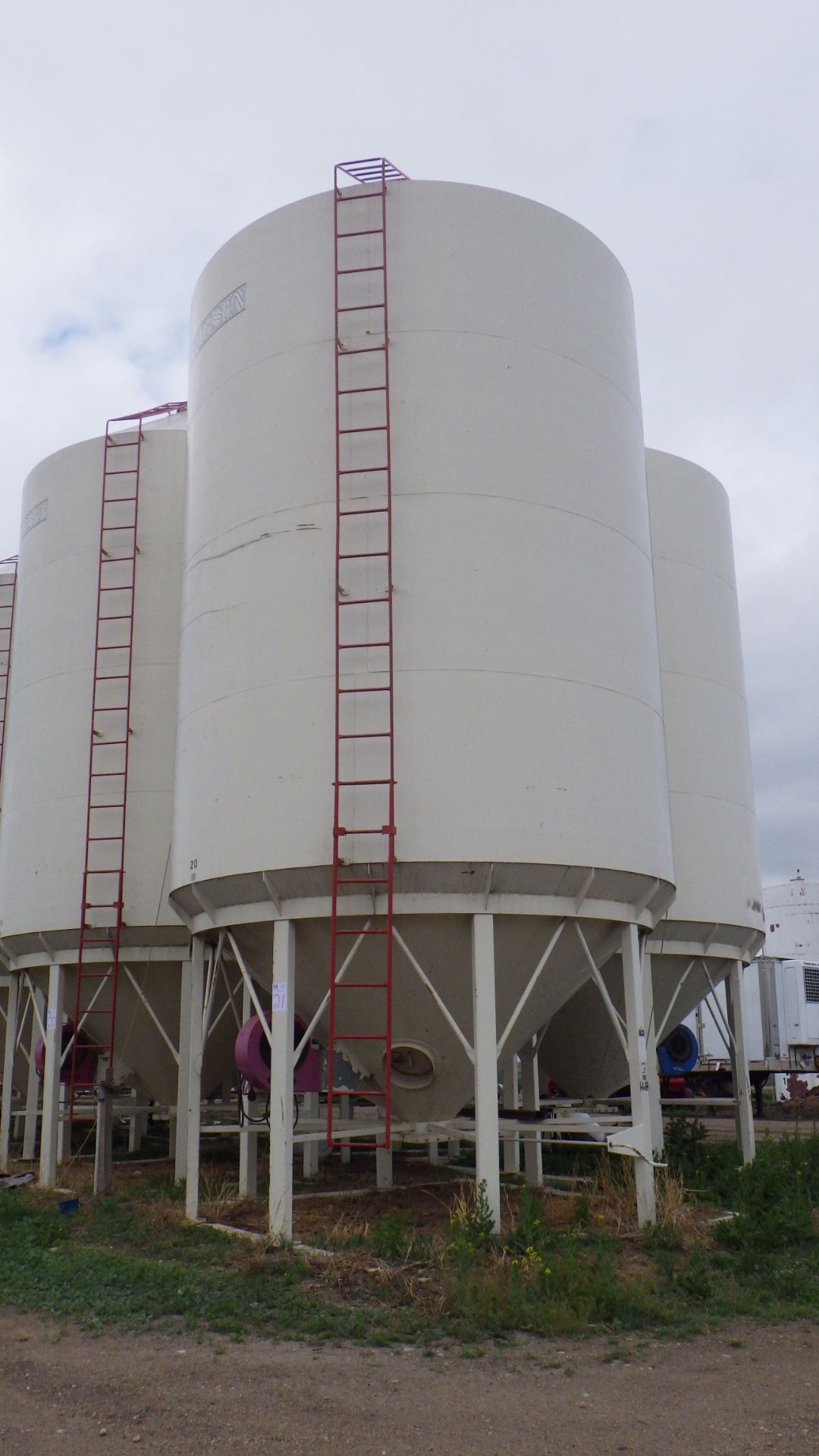 Meridian (Friesen) Grain Bin model 1620CE app 4000 bushel bin smoothskin epoxy lined, incl aeration - Image 3 of 6