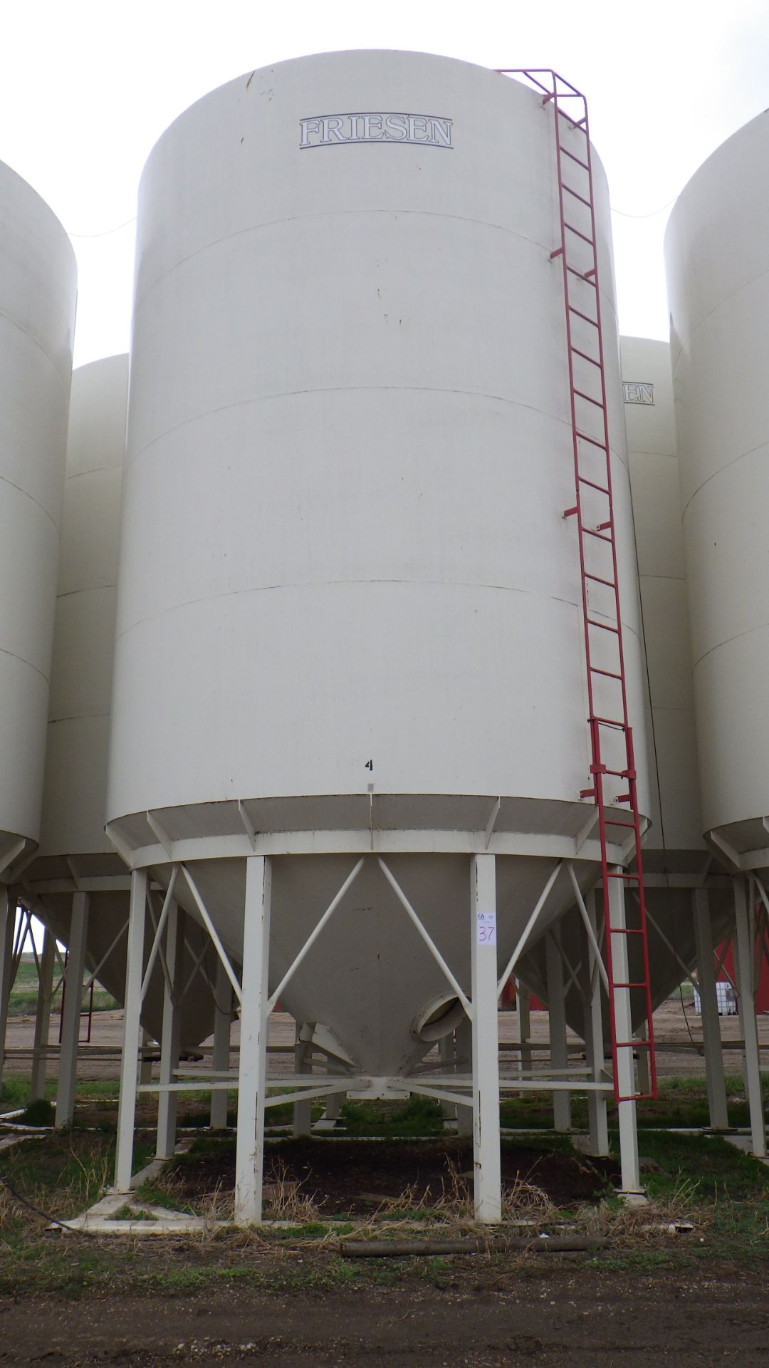 Meridian (Friesen) Grain Bin model 1620CE app 4000 bushel bin smoothskin epoxy lined serial #W02076