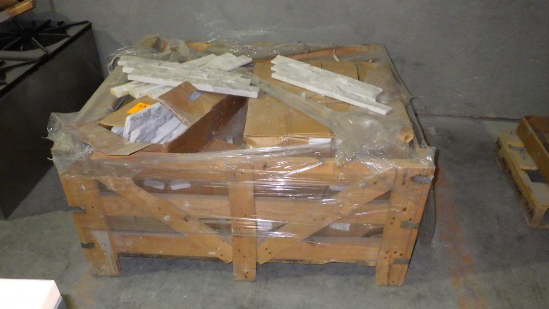 PALLET OF CARRERA SPLIT FACE CULTURE STONE 7 SQ FT PER BOX PRODUCT OF TURKEY - Image 3 of 4
