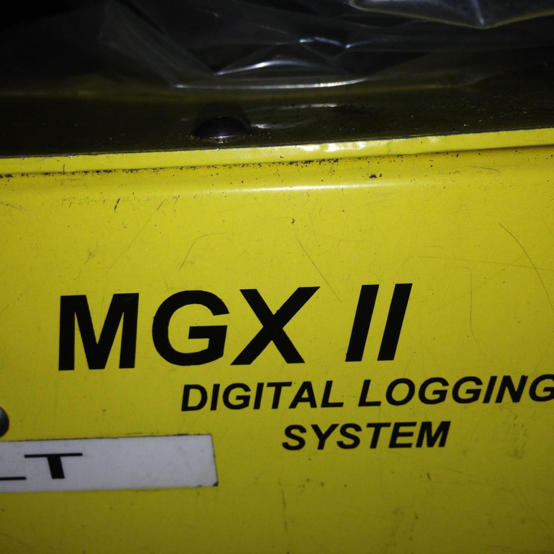 Mount sopris instruments , mgx 11 digital logging system , 3 units in total with cases .