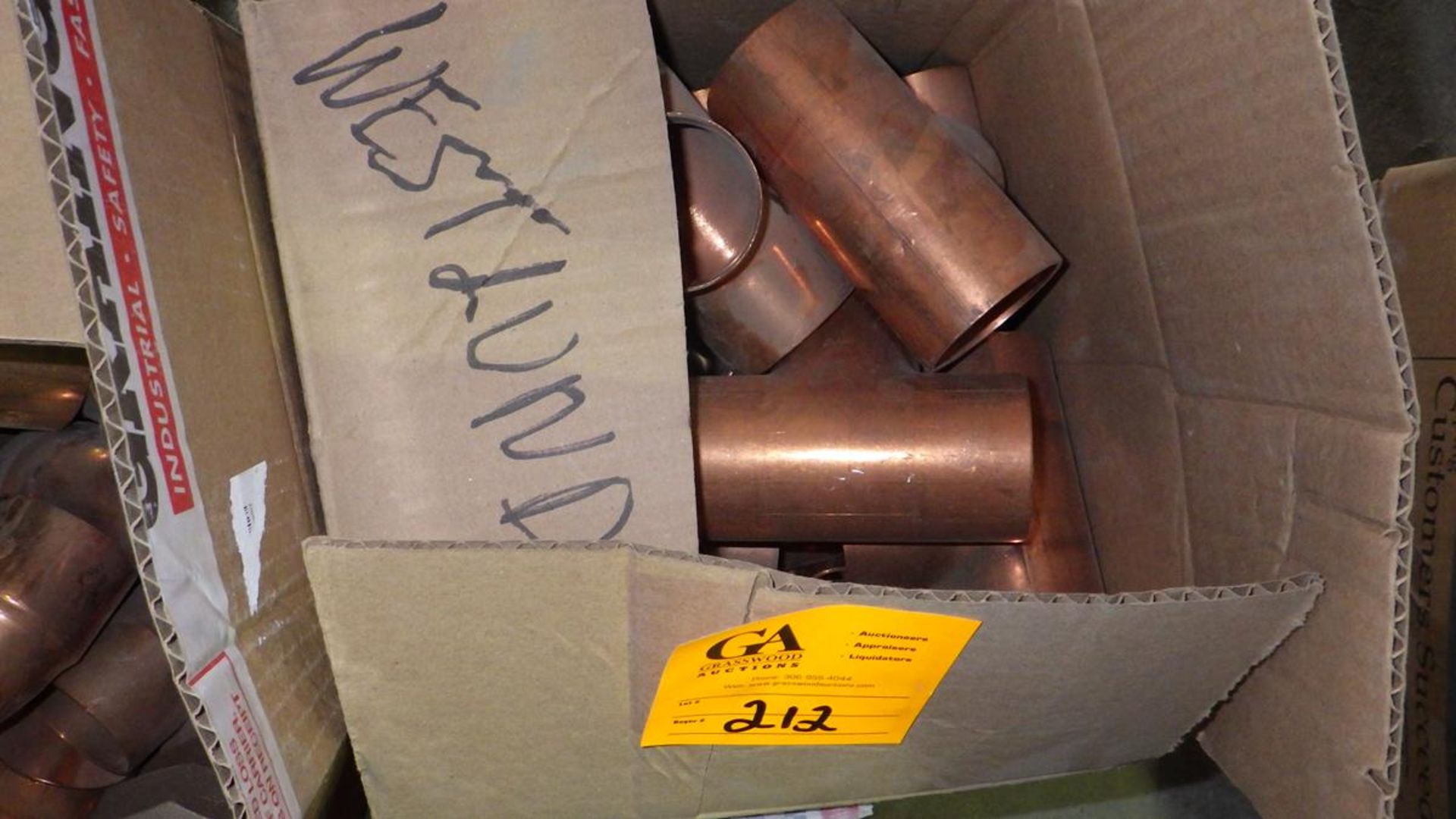 LOT OF LARGE COPPER FITTINGS