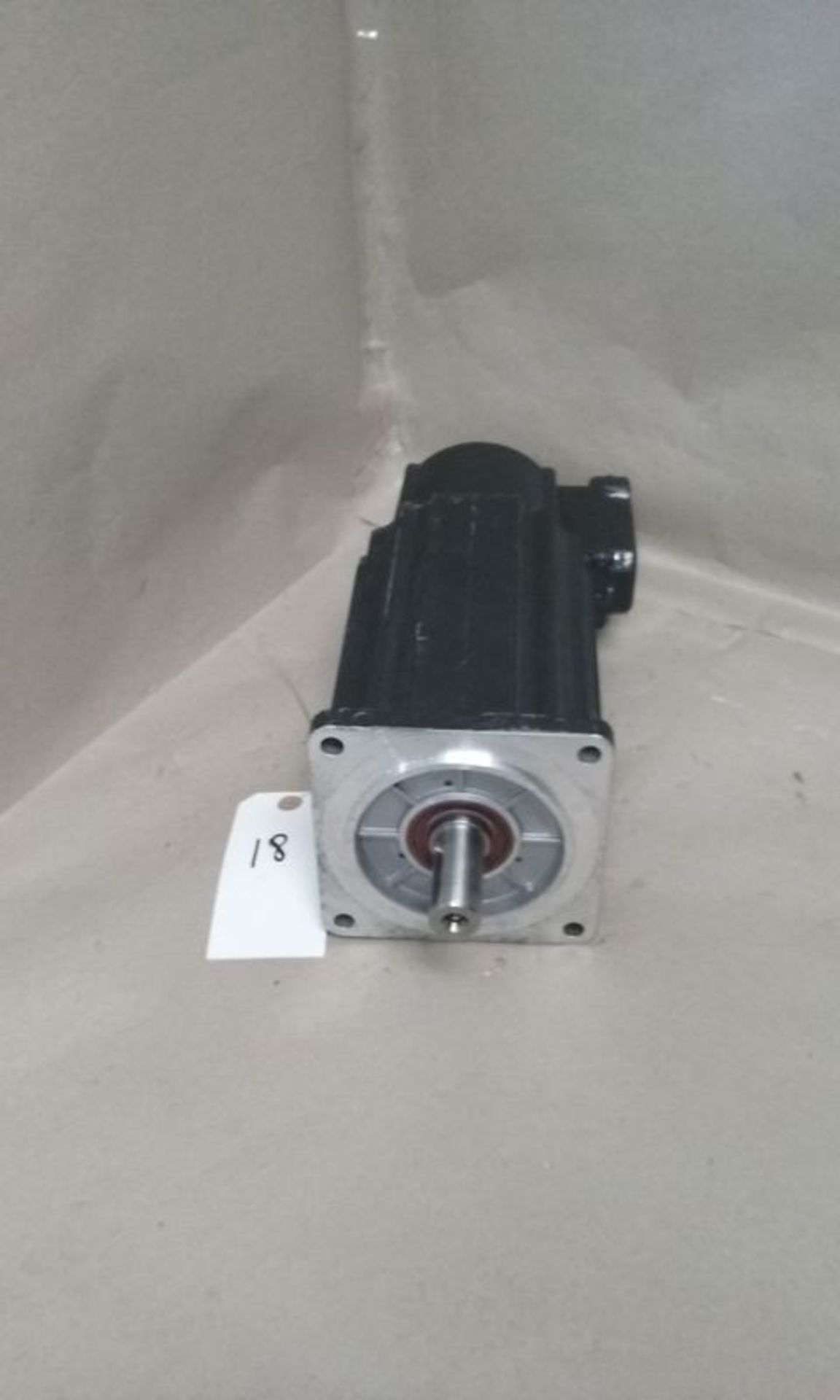 REXROTH MKD090B-047-GP1-KN SERVO MOTOR - Image 3 of 4