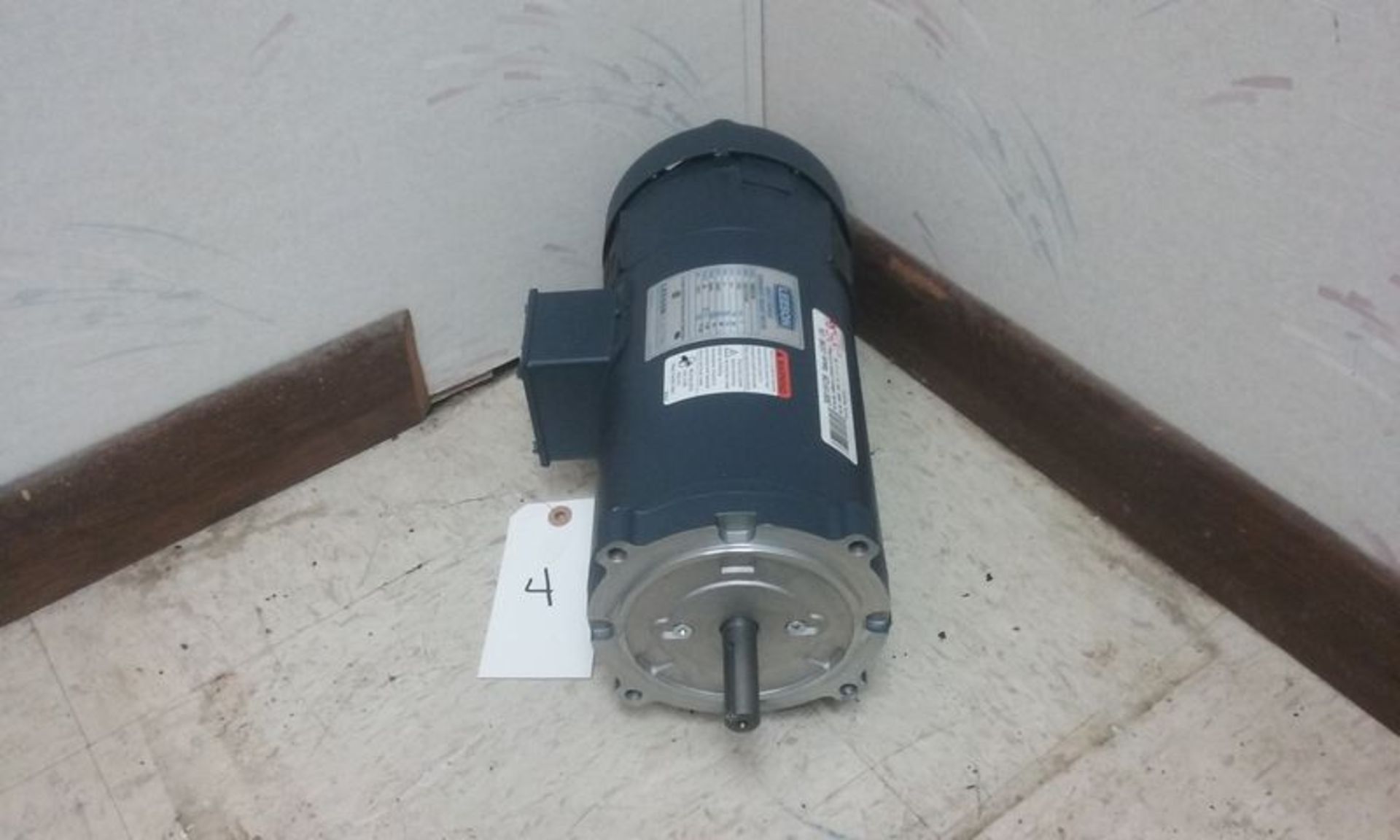 LEESON ELECTRIC DC MAGNET MOTOR 1HP 1750 RPM (NEW) - Image 4 of 5