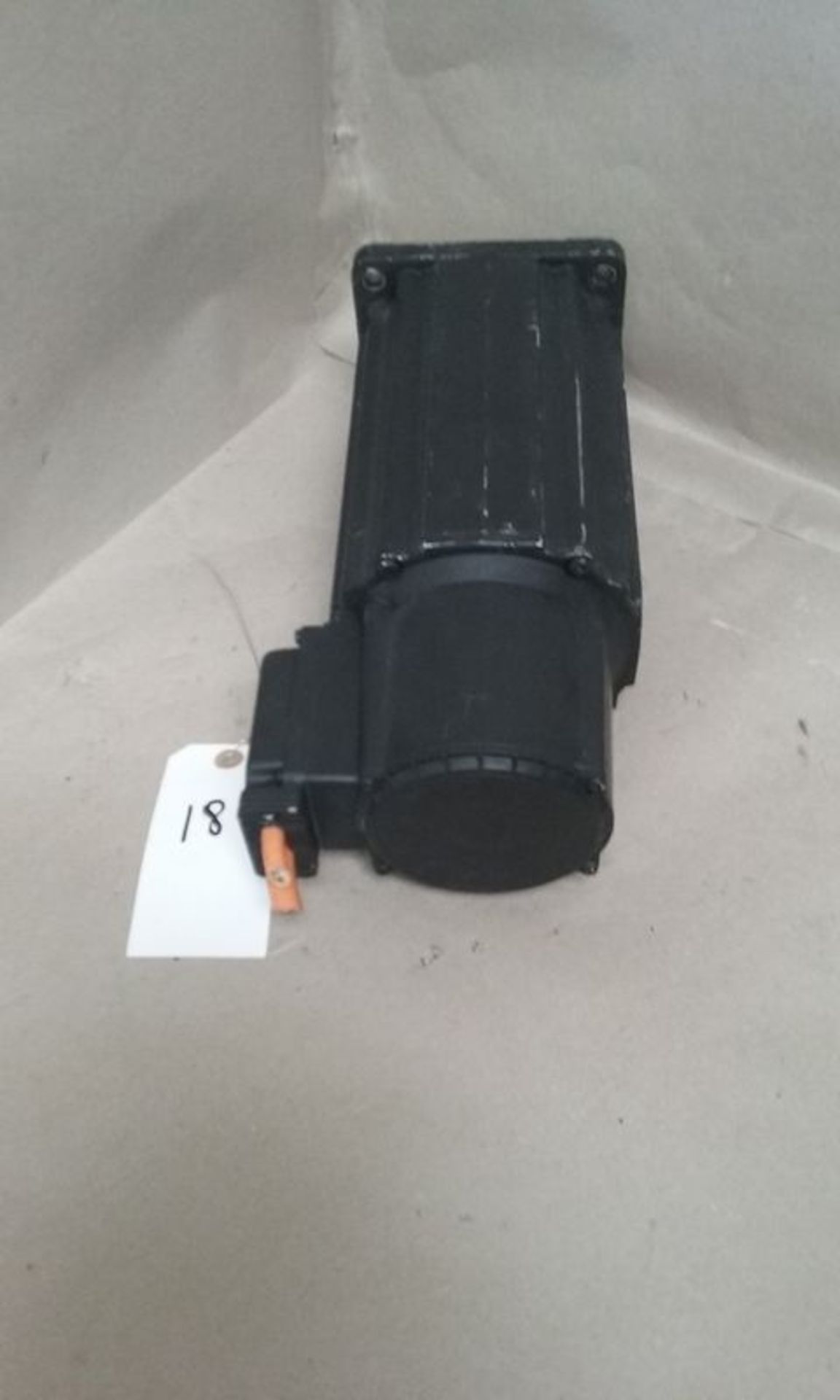 REXROTH MKD090B-047-GP1-KN SERVO MOTOR - Image 4 of 4