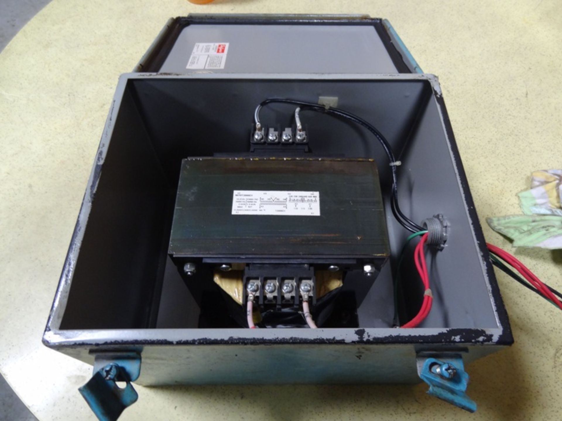 120 Volt Transformer in Electrical Box - Image 2 of 3