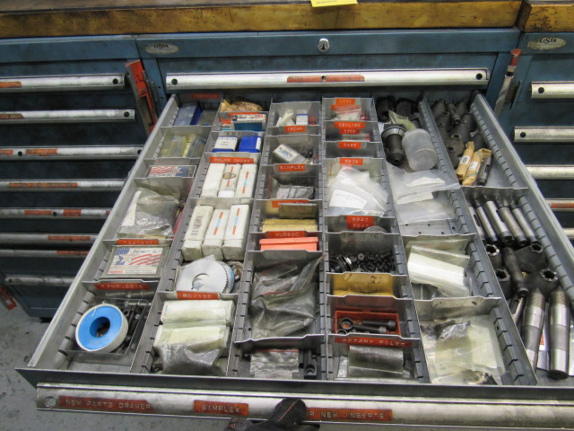 Lista 9 Drawer Tool Cabinet with Contents - Image 3 of 10