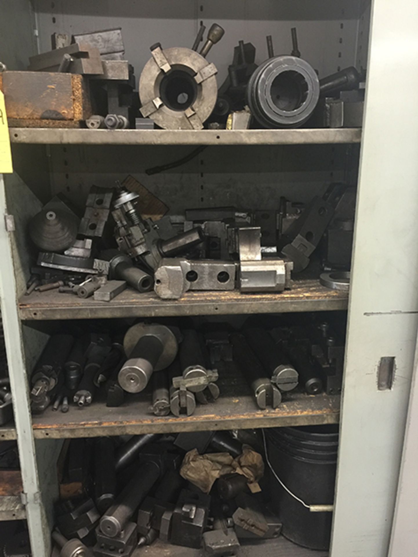 Lot of miscellaneous tooling and tool holders - Image 2 of 4