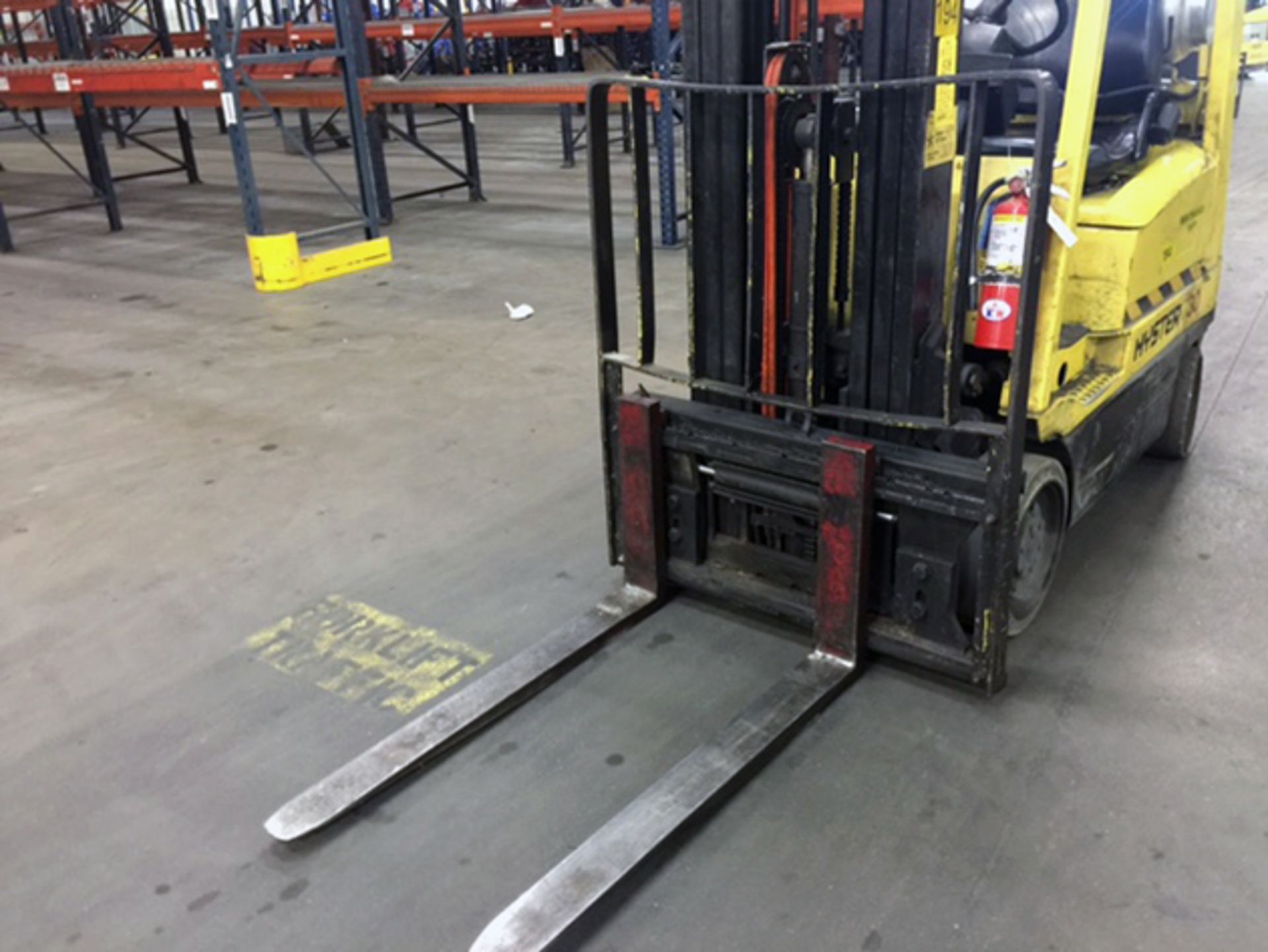 Hyster 3000 lb. LPG Forklift - Image 2 of 3