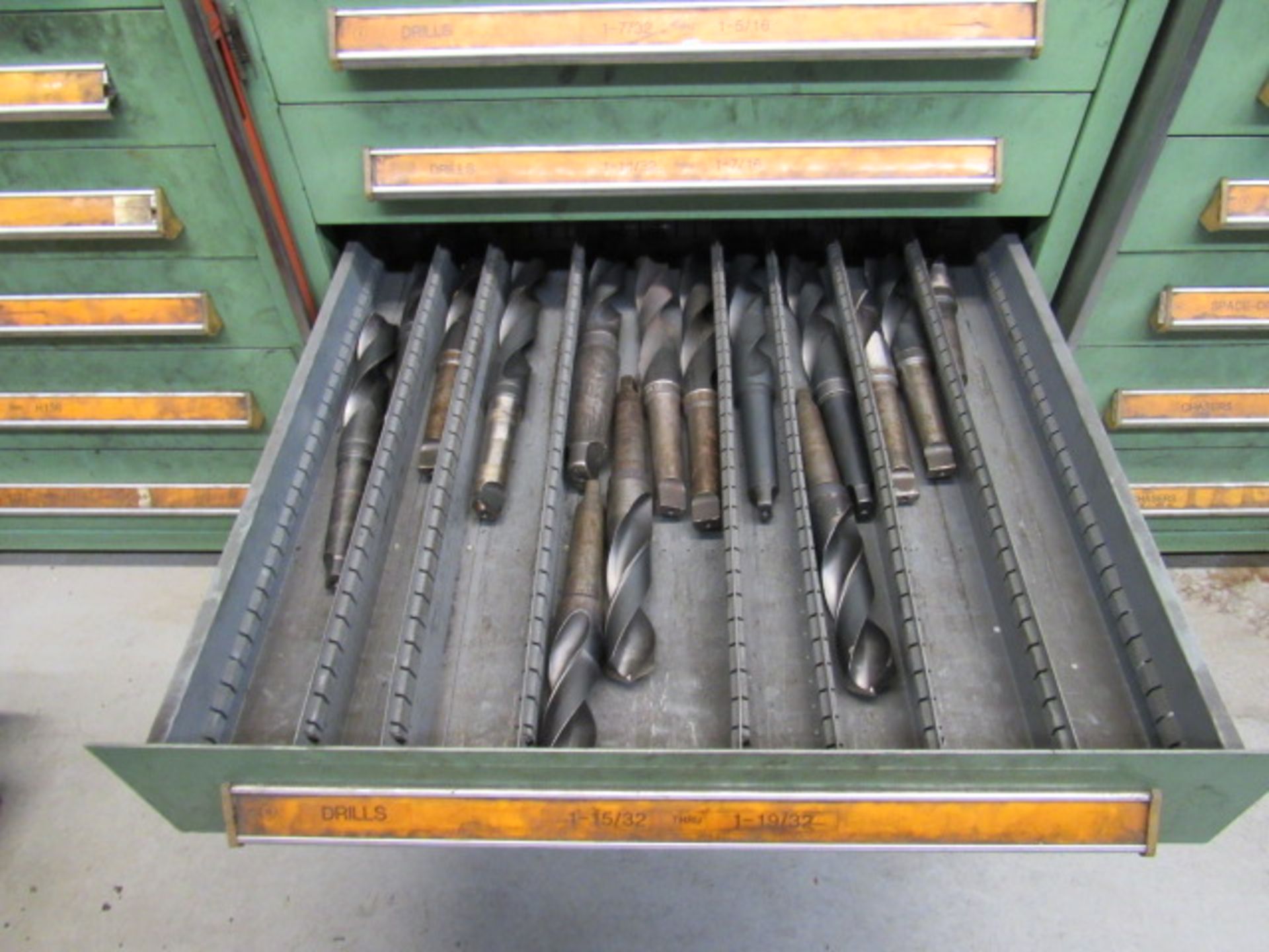Vidmar 12 Drawer Tool Cabinet with Contents - Image 11 of 13
